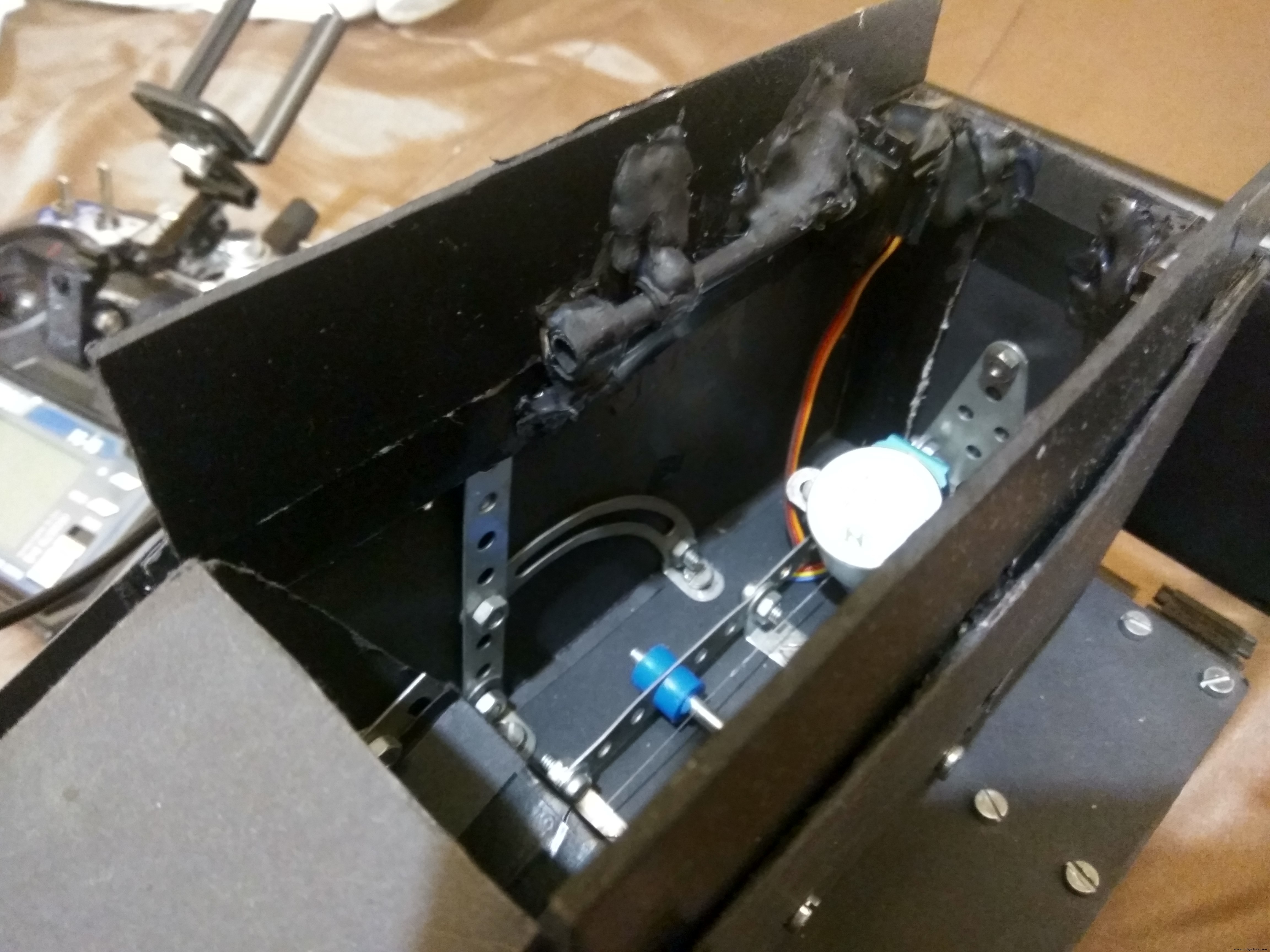 Build Your Own Autonomous Tank: Walabot, Arduino, Raspberry Pi & Alexa Integration