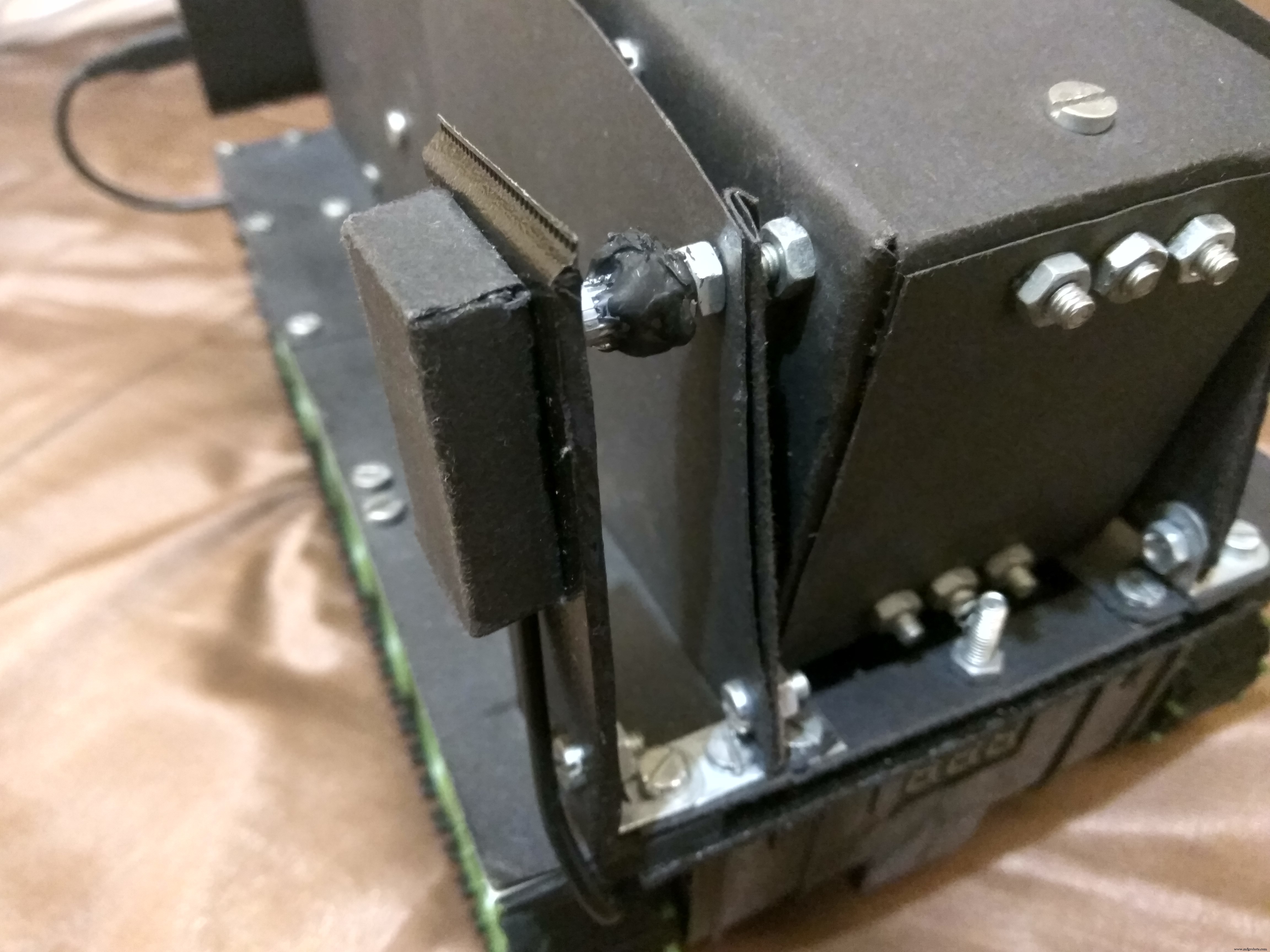 Build Your Own Autonomous Tank: Walabot, Arduino, Raspberry Pi & Alexa Integration