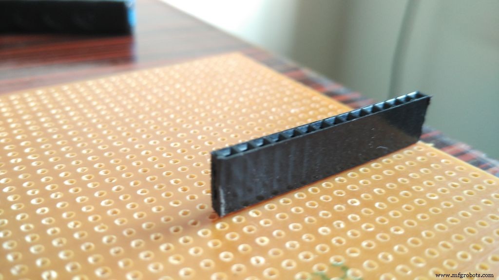 Build a $10 Portable Arduino Weather Station (AWS) – Easy DIY with Nano, DHT22, BMP180 & LCD