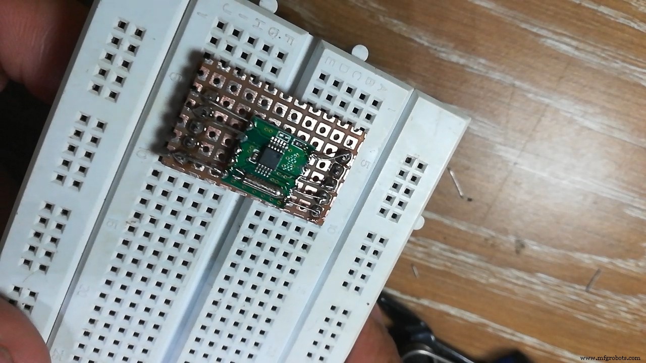 Build a Compact FM Radio with Arduino Nano and RDA8057M