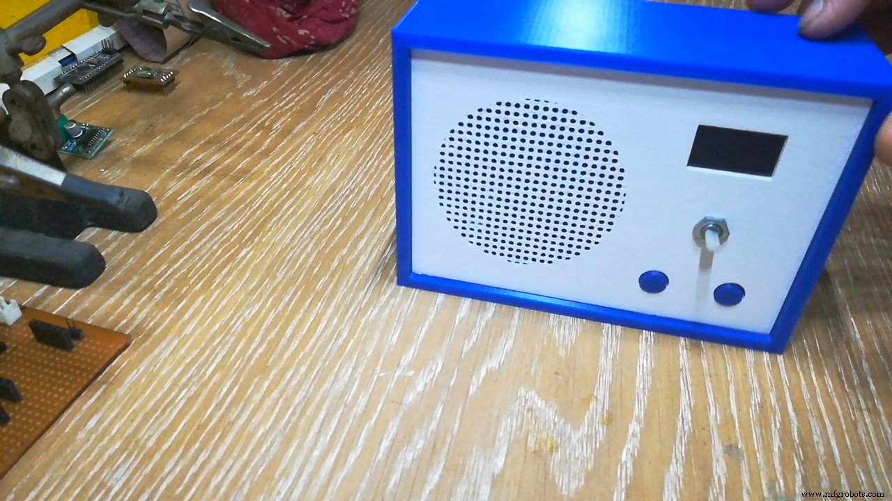 Build a Compact FM Radio with Arduino Nano and RDA8057M
