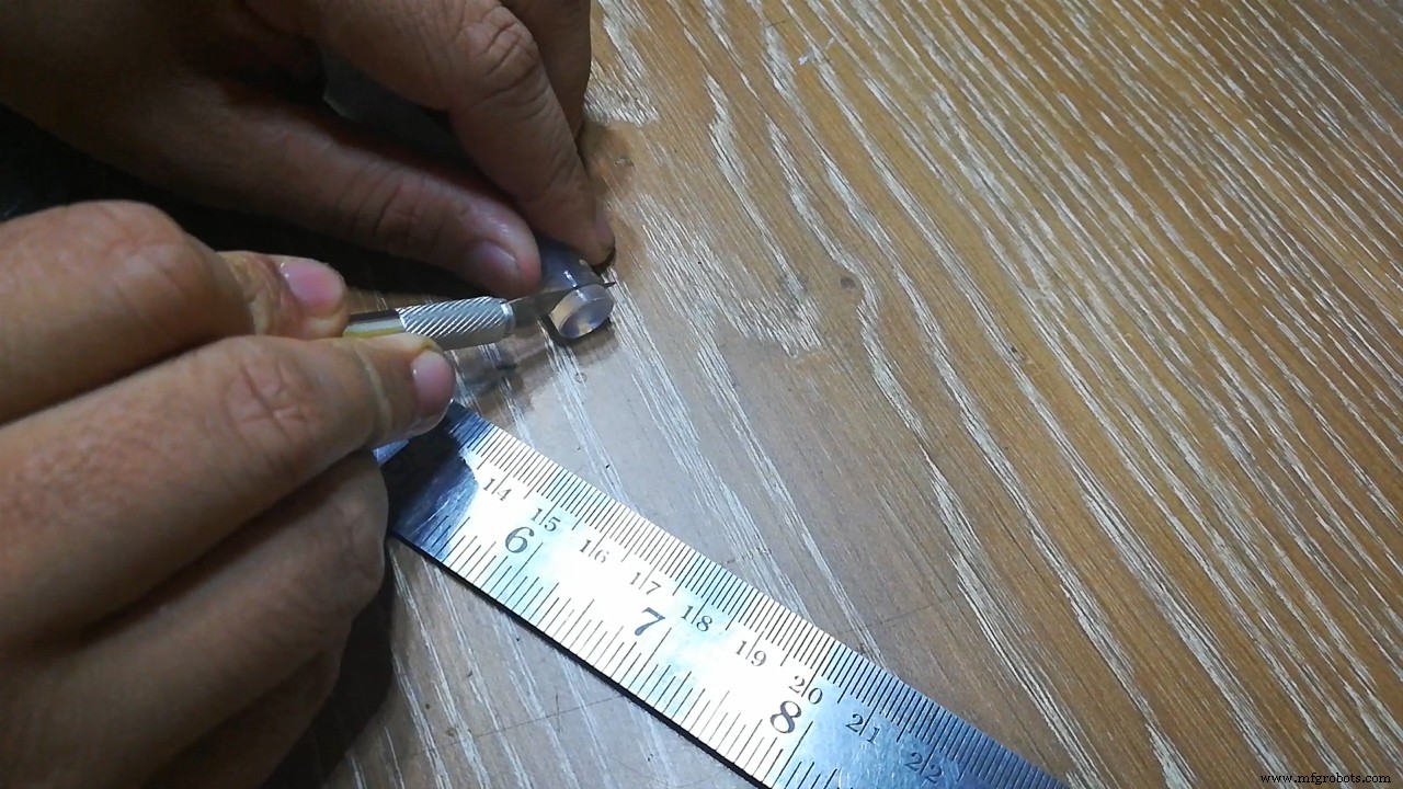 Build a Compact FM Radio with Arduino Nano and RDA8057M