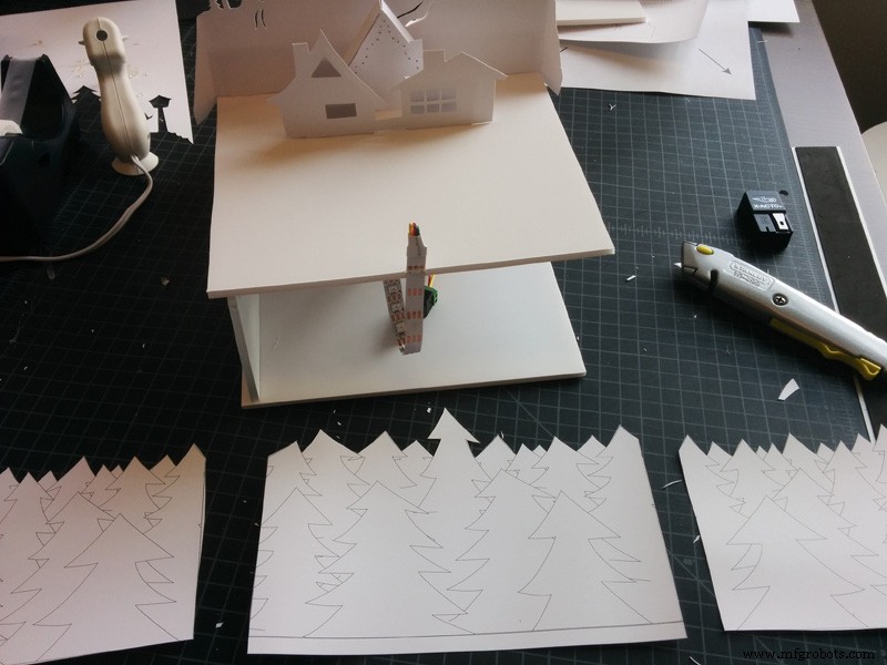 DIY Holiday Shadow Theater: Build a Light Show with Arduino and Addressable LED Strip