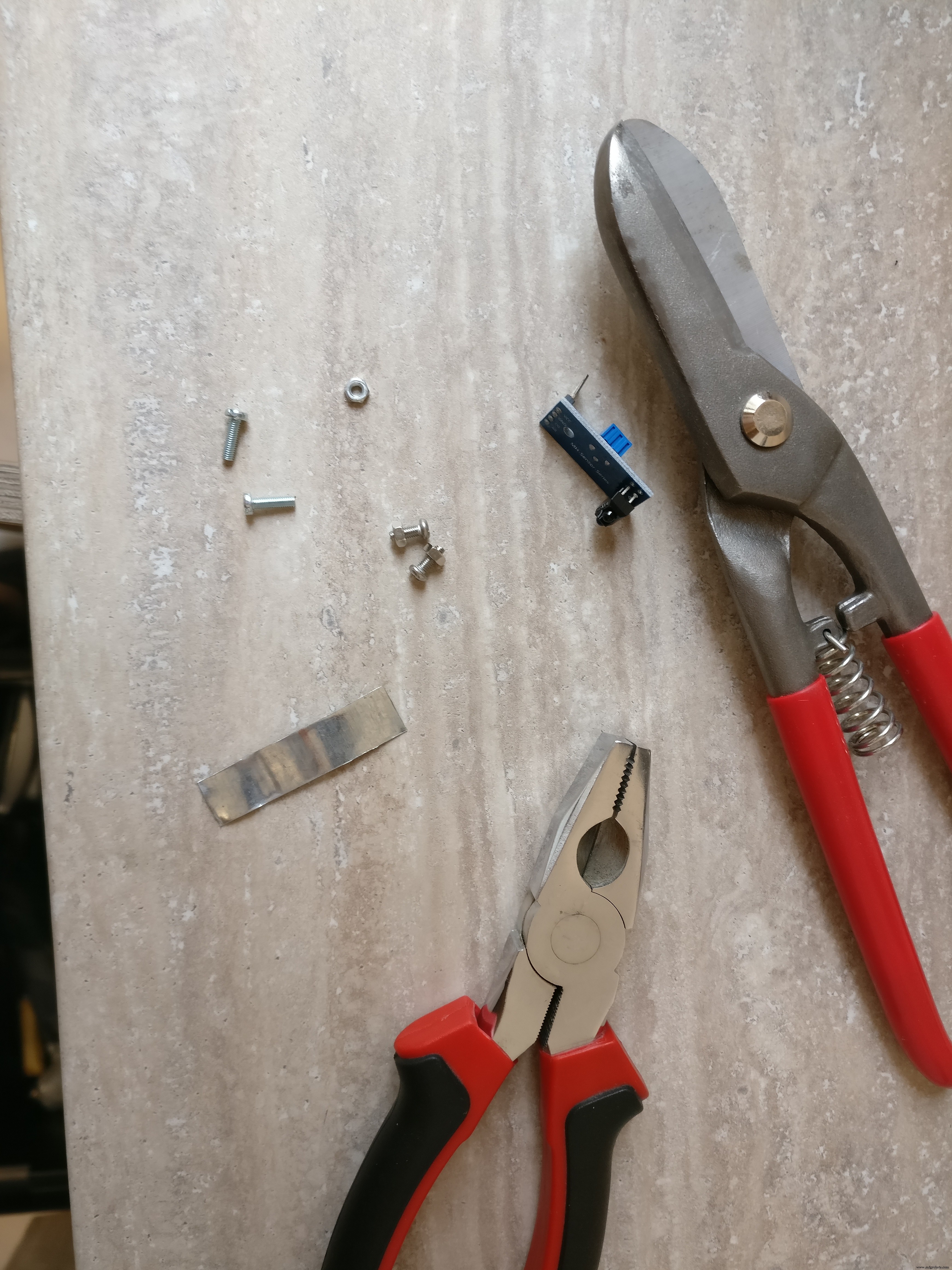 Portable Remote Surveillance Camera System