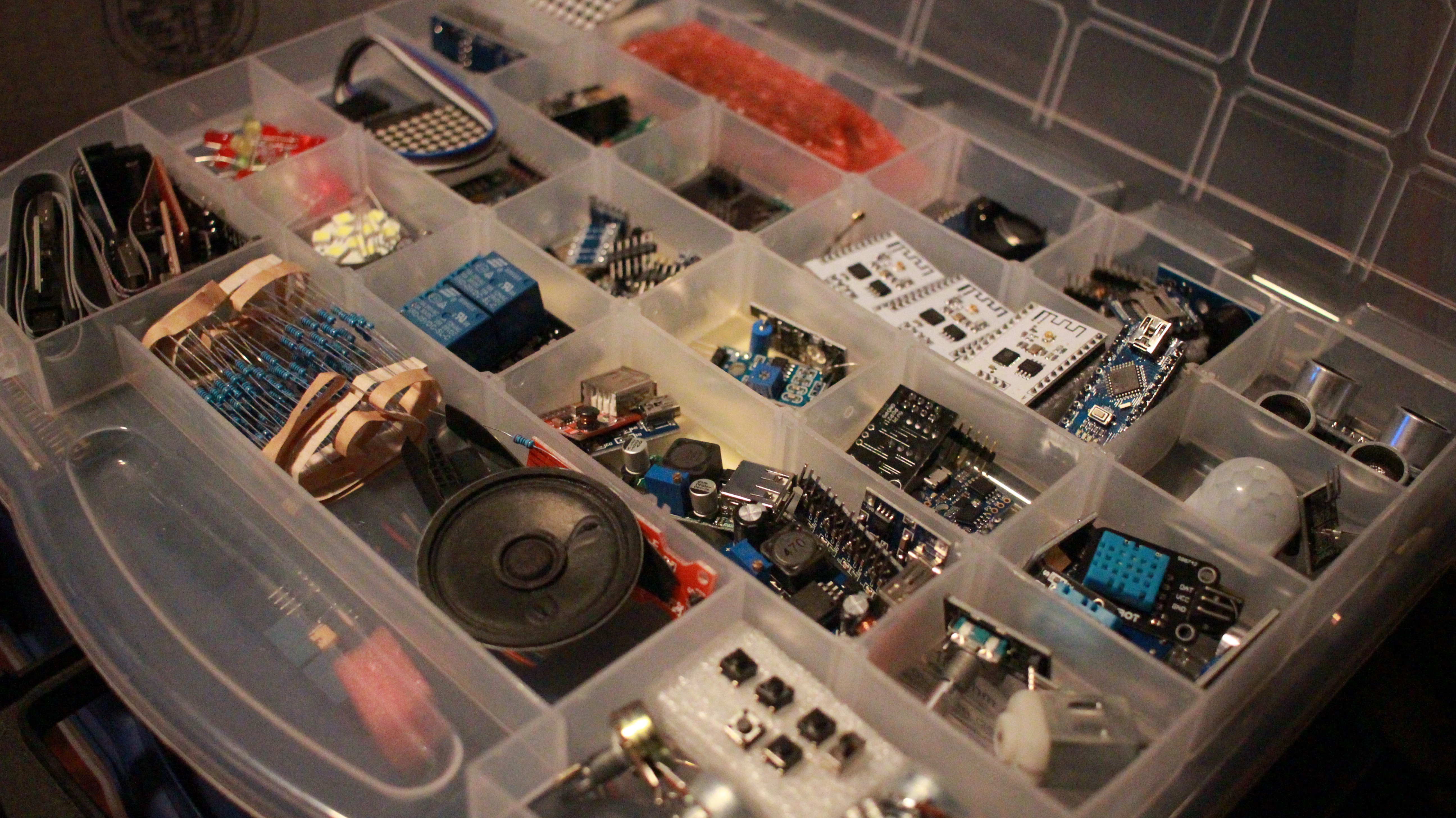Smart AV Cabinet Fan Controller – Arduino Nano, DHT11, and Relay for Optimal Cooling