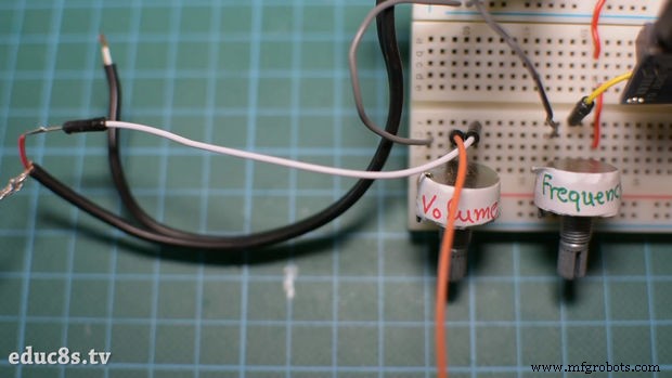 Build a Powerful FM Radio Receiver with Arduino and TEA5767 Module