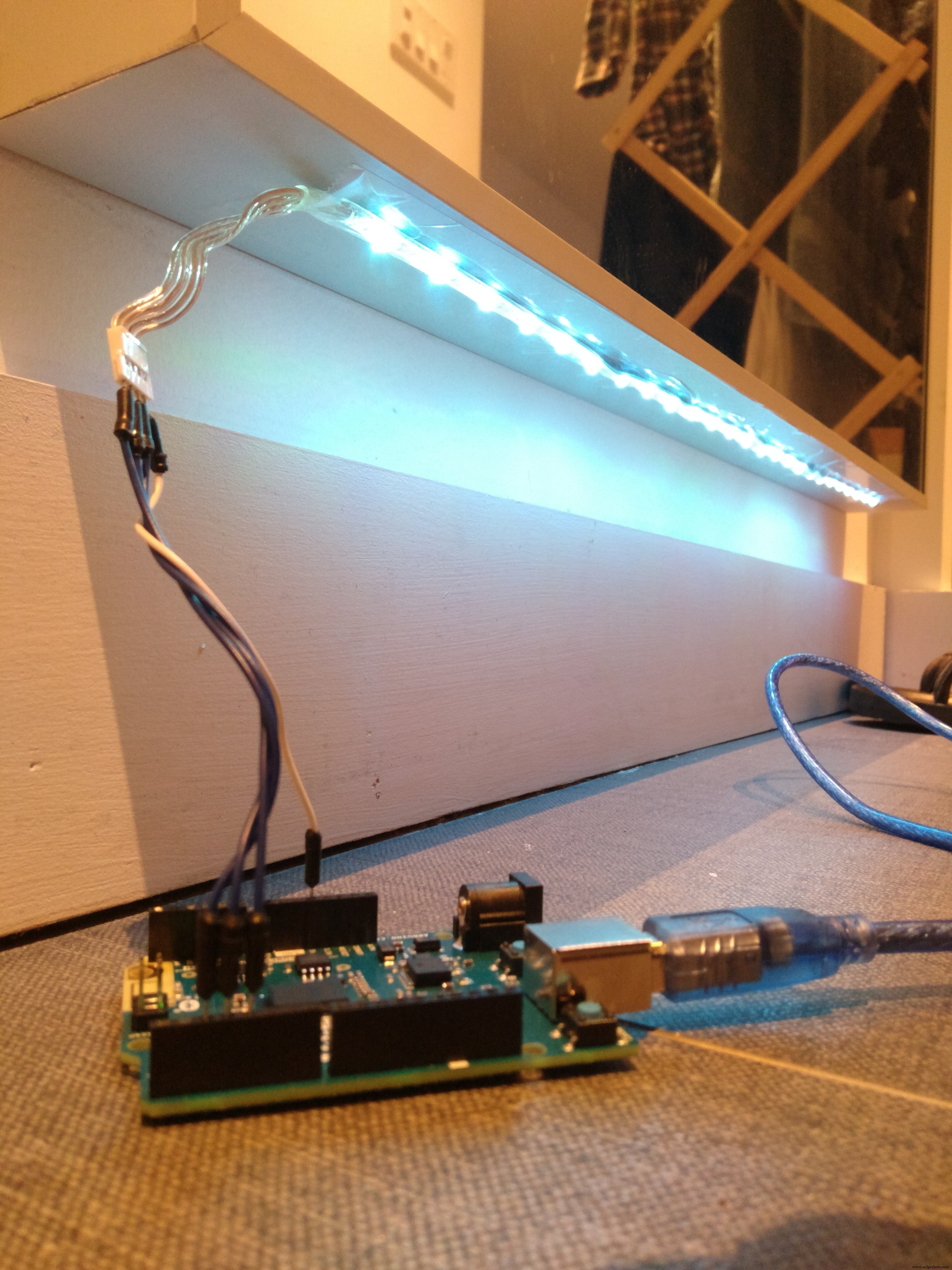 Intel Curie-Based Motion-Activated Lighting System