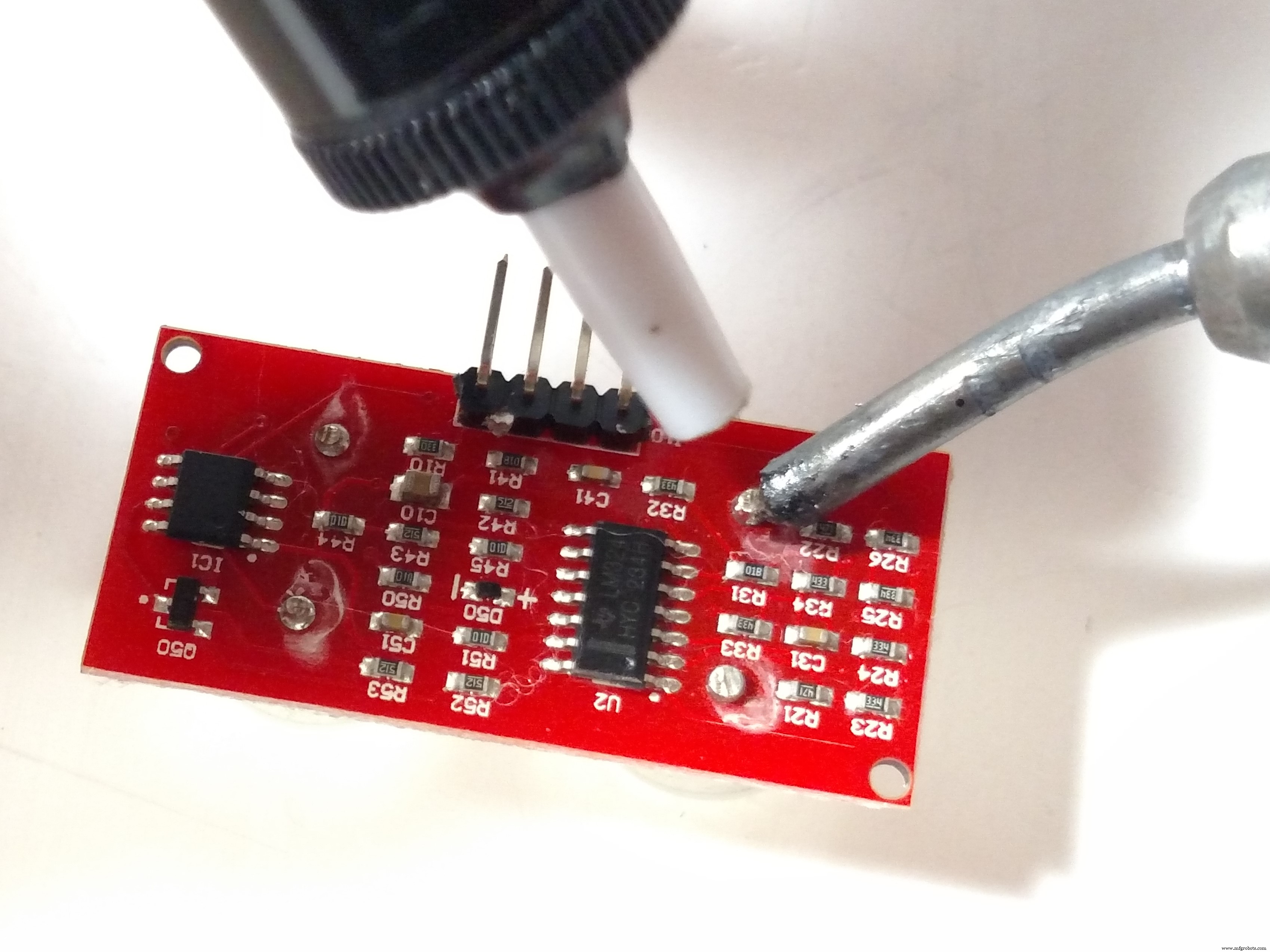 Mini Acoustic Levitation Demo with Arduino UNO & HC-SR04 Ultrasonic Sensor