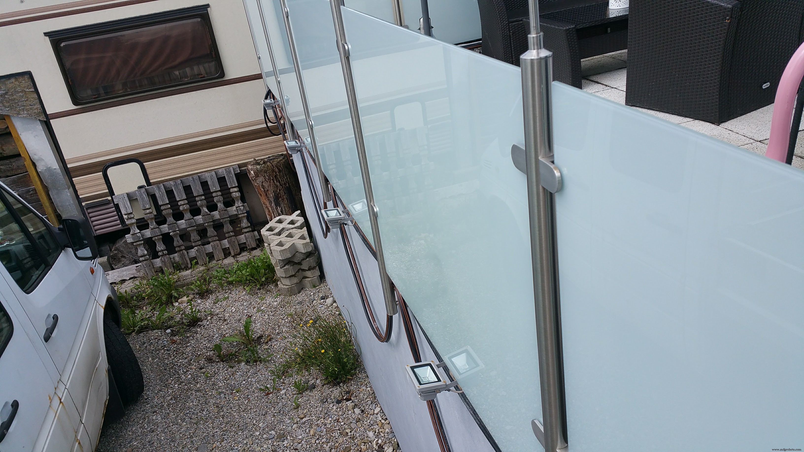 Outdoor DMX-Enabled RGB LED Flood Lights – Affordable & High-Performance