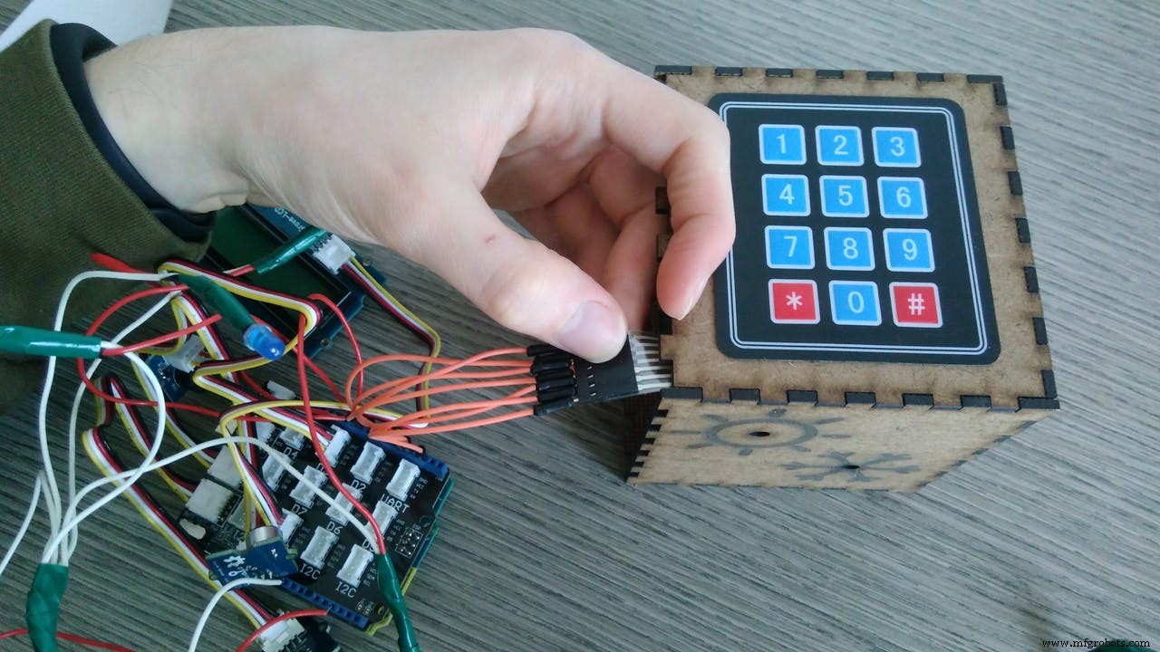 Smart Cube: The Next-Gen Home Control Hub