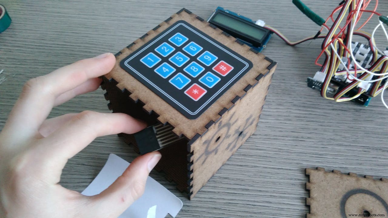 Smart Cube: The Next-Gen Home Control Hub