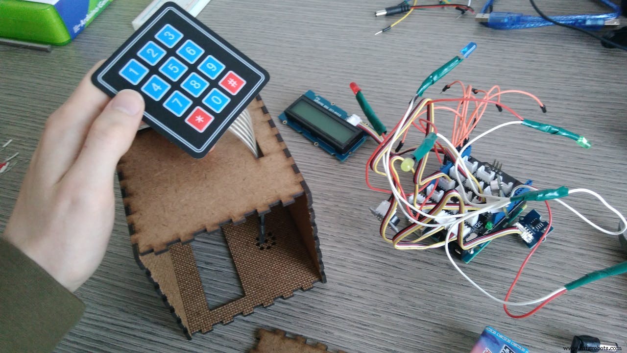 Smart Cube: The Next-Gen Home Control Hub