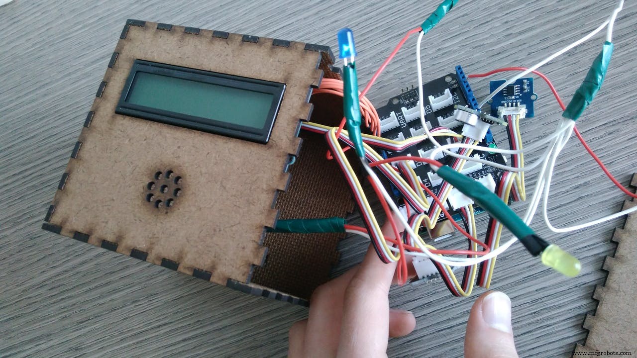 Smart Cube: The Next-Gen Home Control Hub