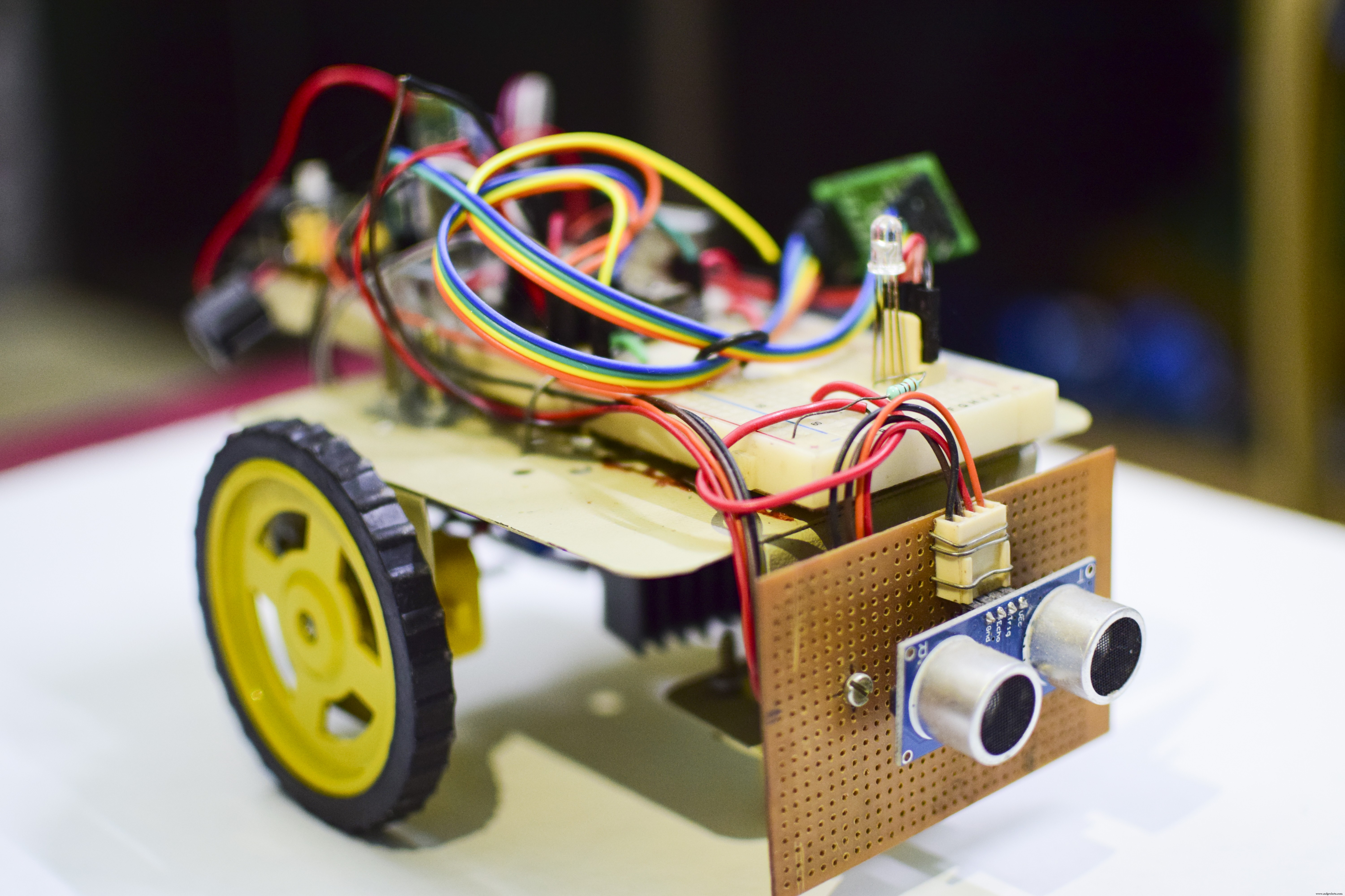 Bluetooth‑Controlled Obstacle‑Avoidance Robot: Build a Smart, Remote‑Operated Vehicle