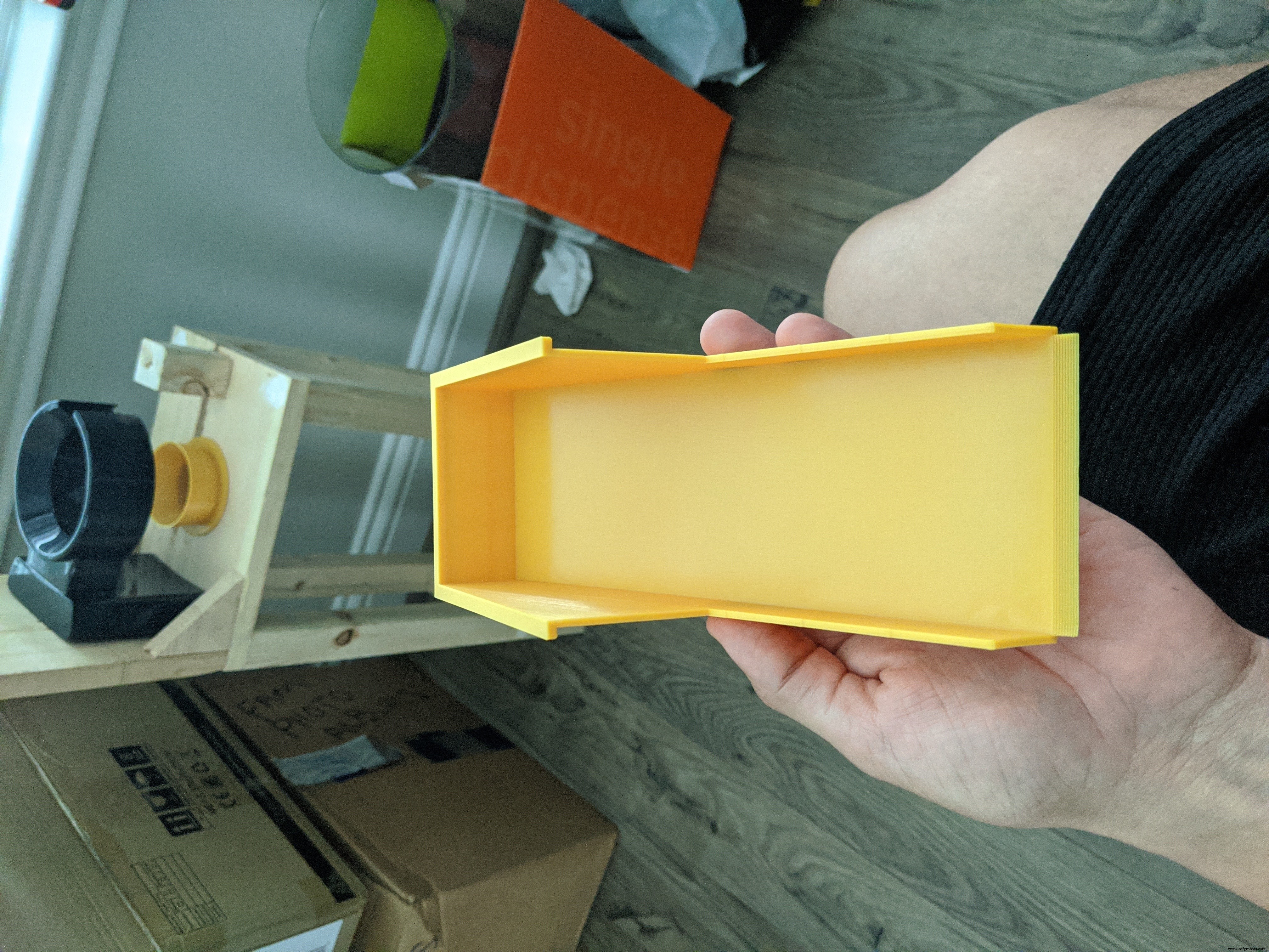 Smart 3D Printed Pet Feeder Powered by Arduino Nano