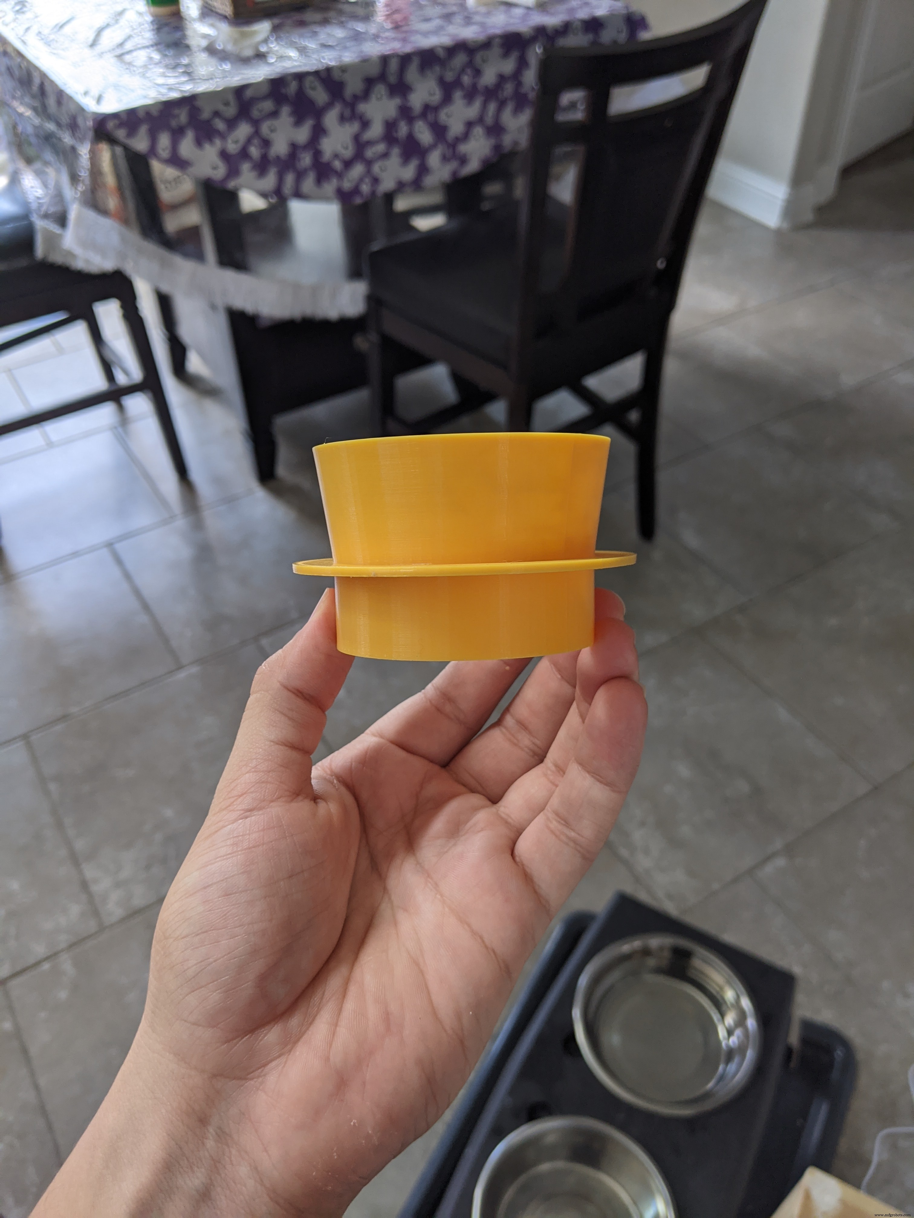 Smart 3D Printed Pet Feeder Powered by Arduino Nano