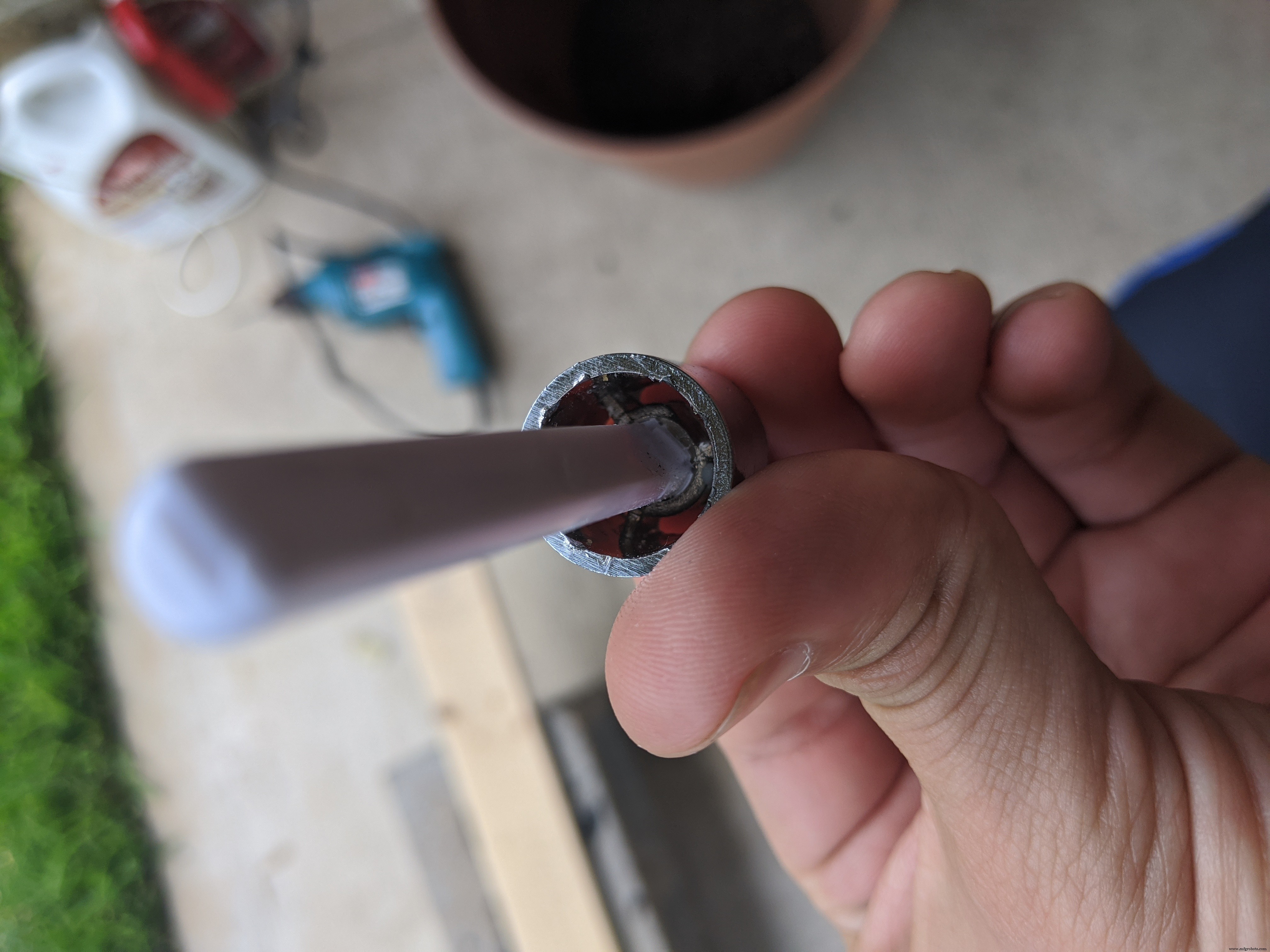 Smart 3D Printed Pet Feeder Powered by Arduino Nano