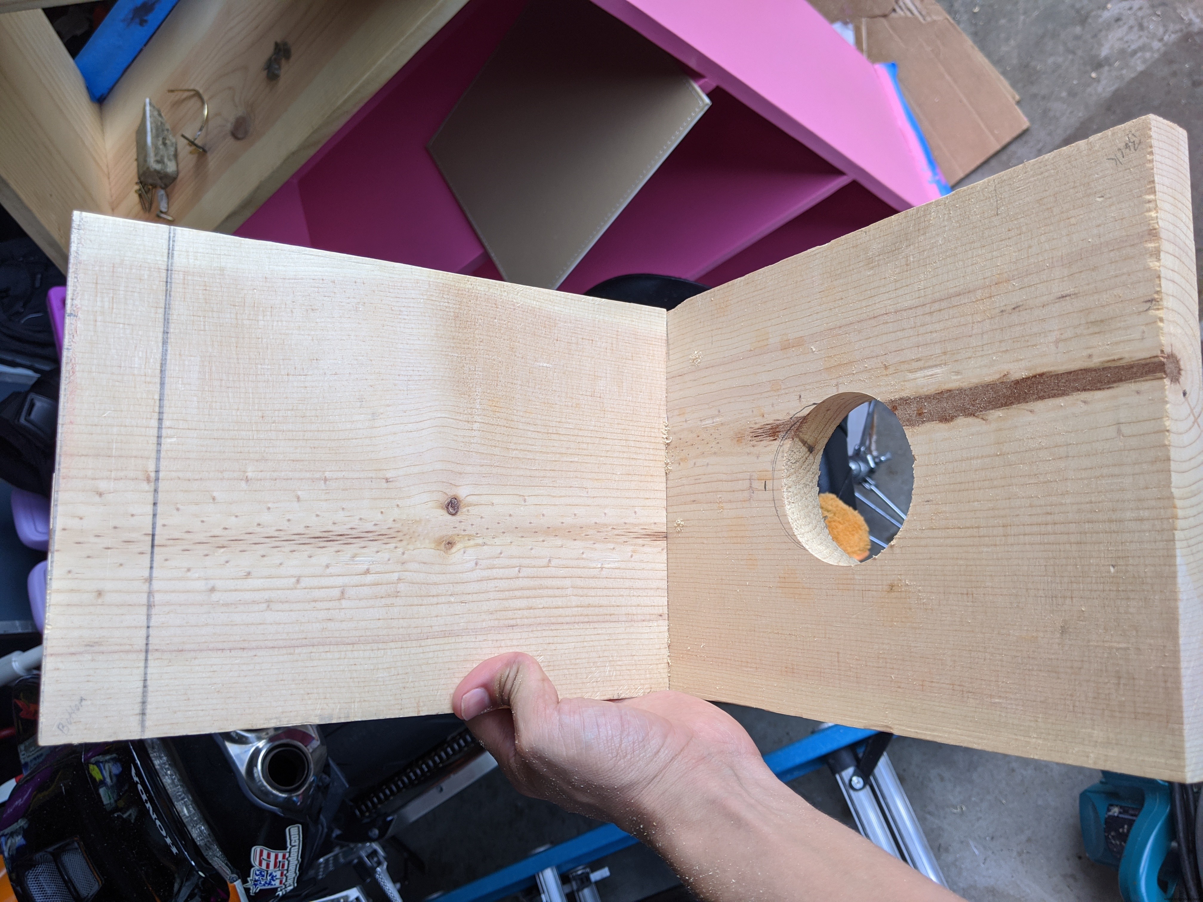 Smart 3D Printed Pet Feeder Powered by Arduino Nano