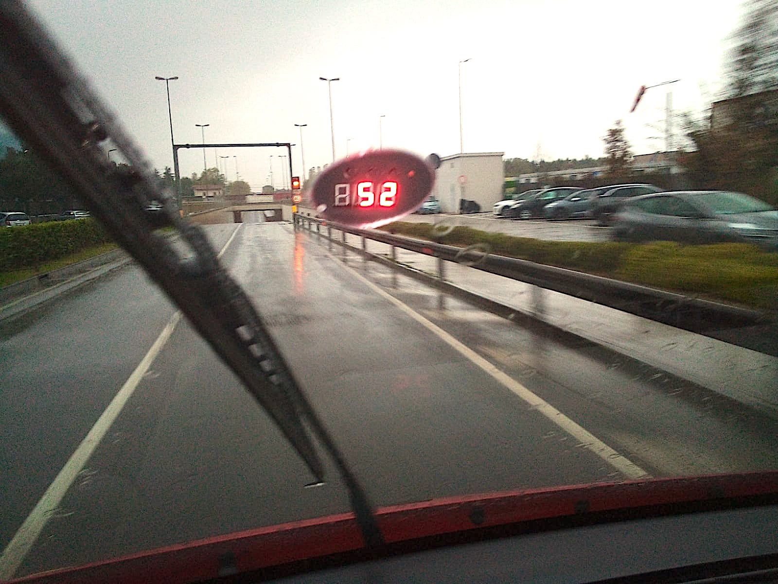 Car HUD: Real‑Time Windshield Speed & Compass Display