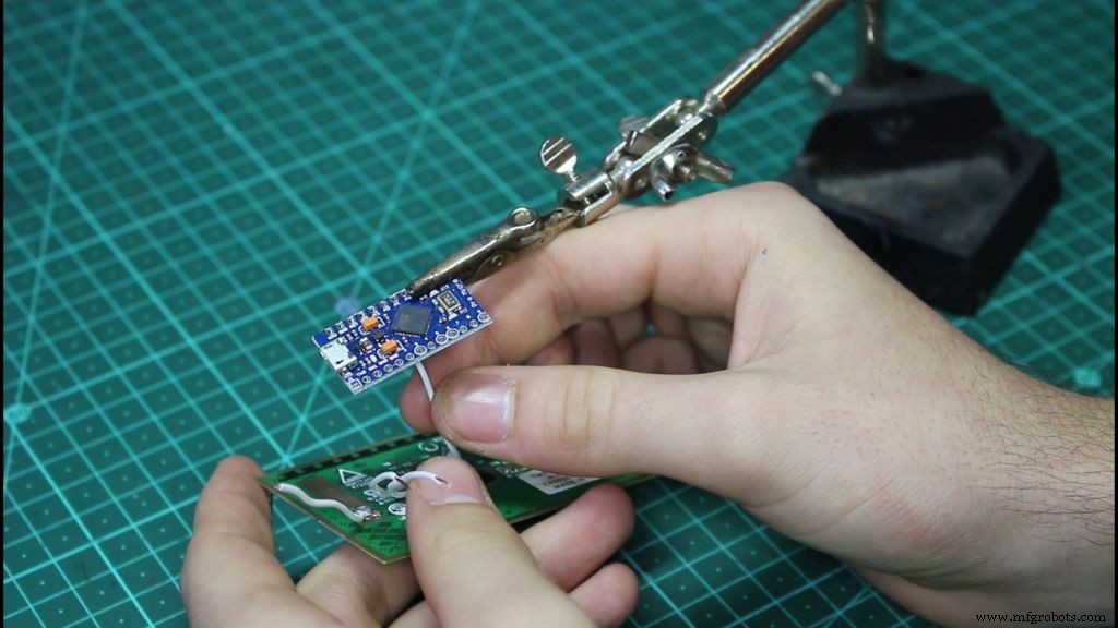 DIY Arduino USB Trackpad: Convert an Old Laptop Pad into a Modern Input Device