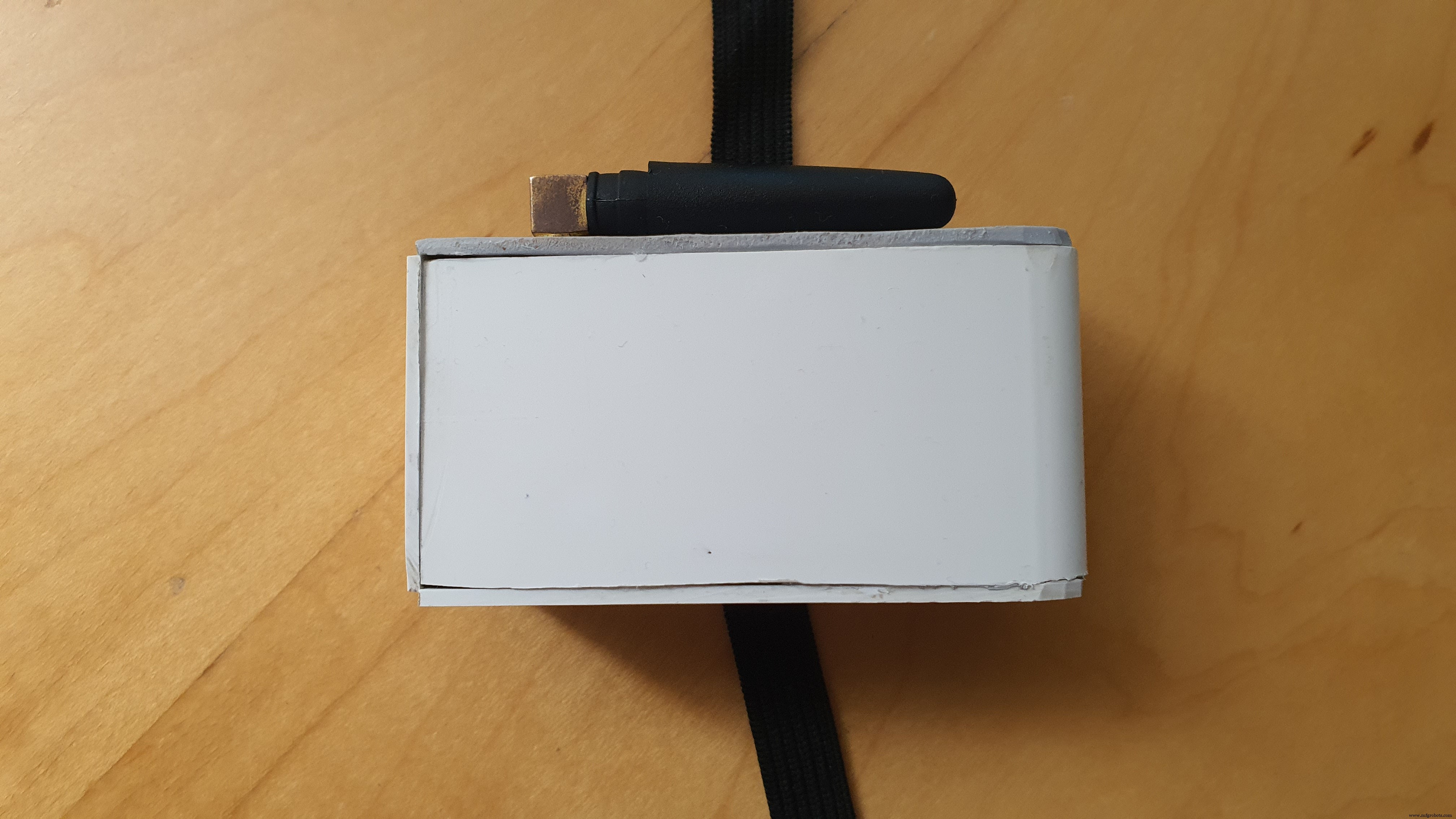 Build a Smart Wristband with Arduino MKR GSM 1400 & Hologram IoT