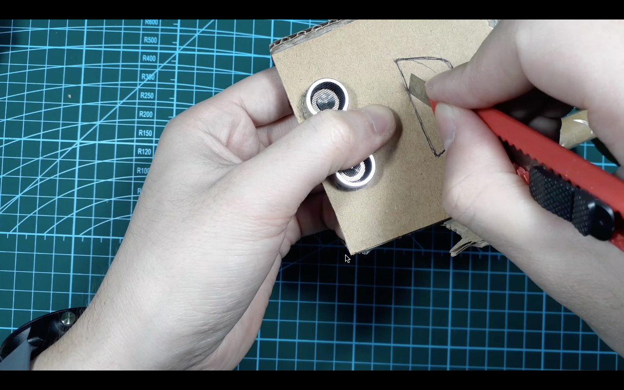 Build an Arduino Nano-Based Eating Robot – Step-by-Step Guide