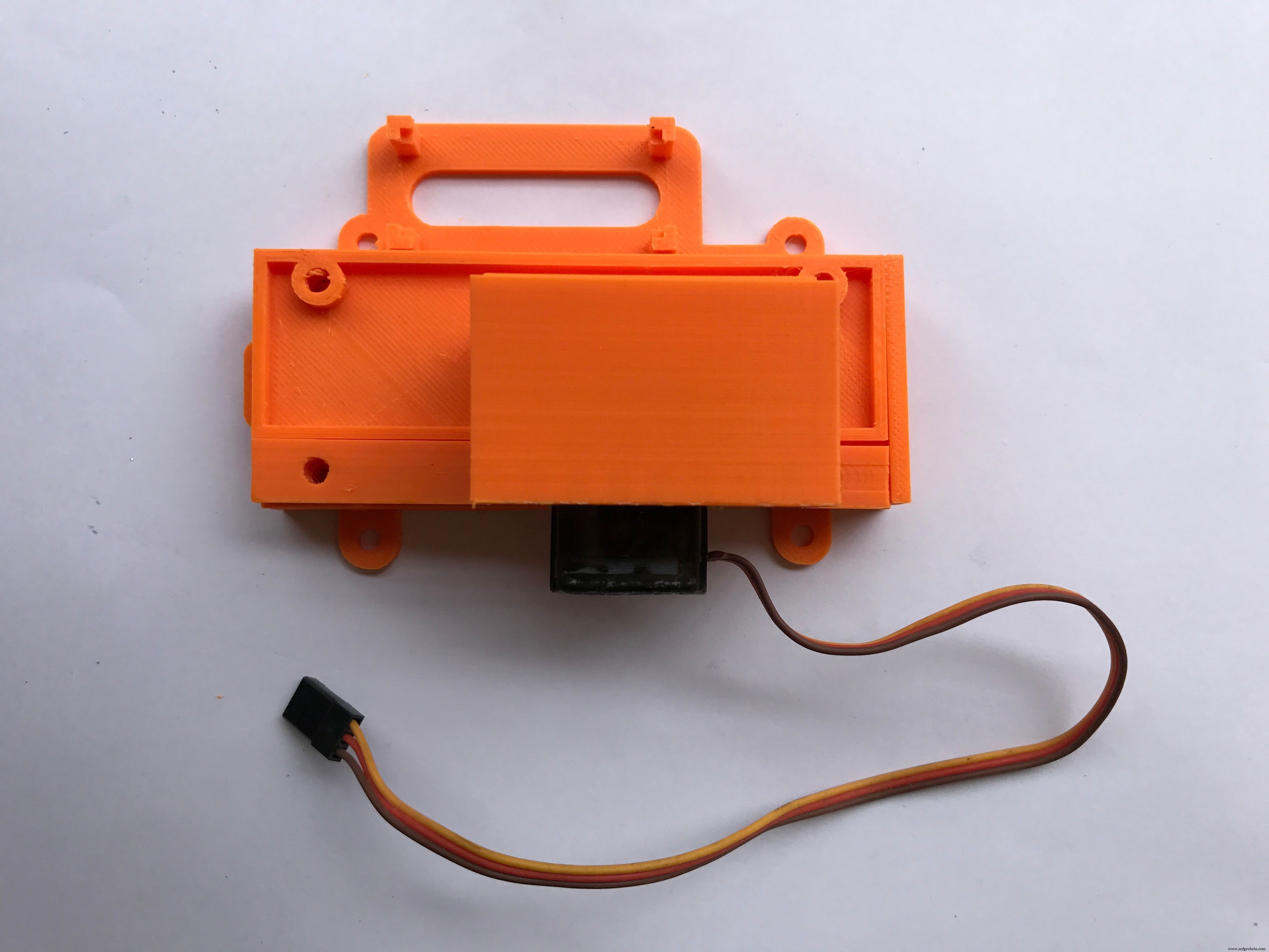 Smart Keyless Door Lock – Arduino & Android Bluetooth‑Controlled Password System