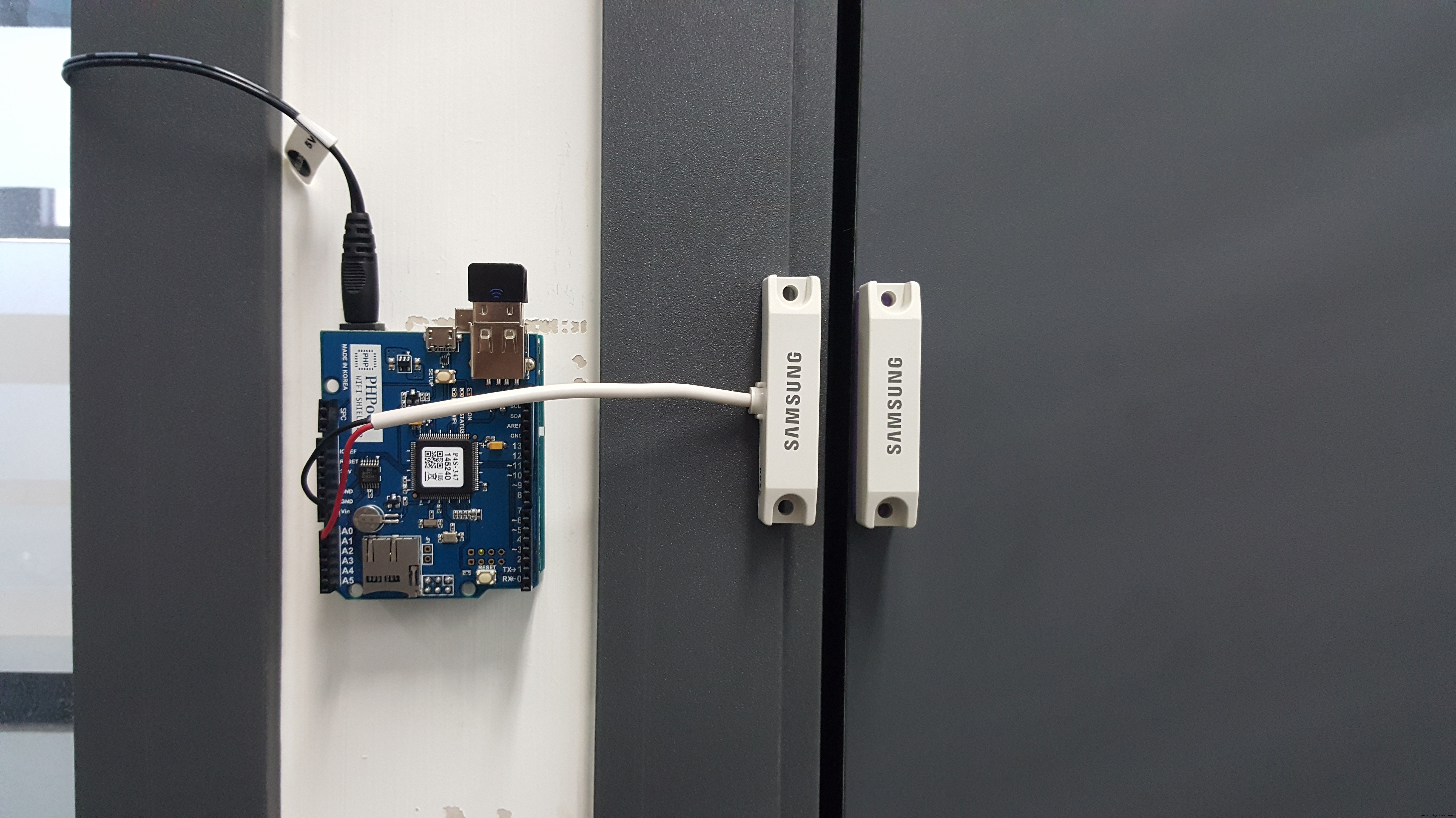 Arduino Door Sensor: Real‑Time Facebook Messenger Alerts via IFTTT