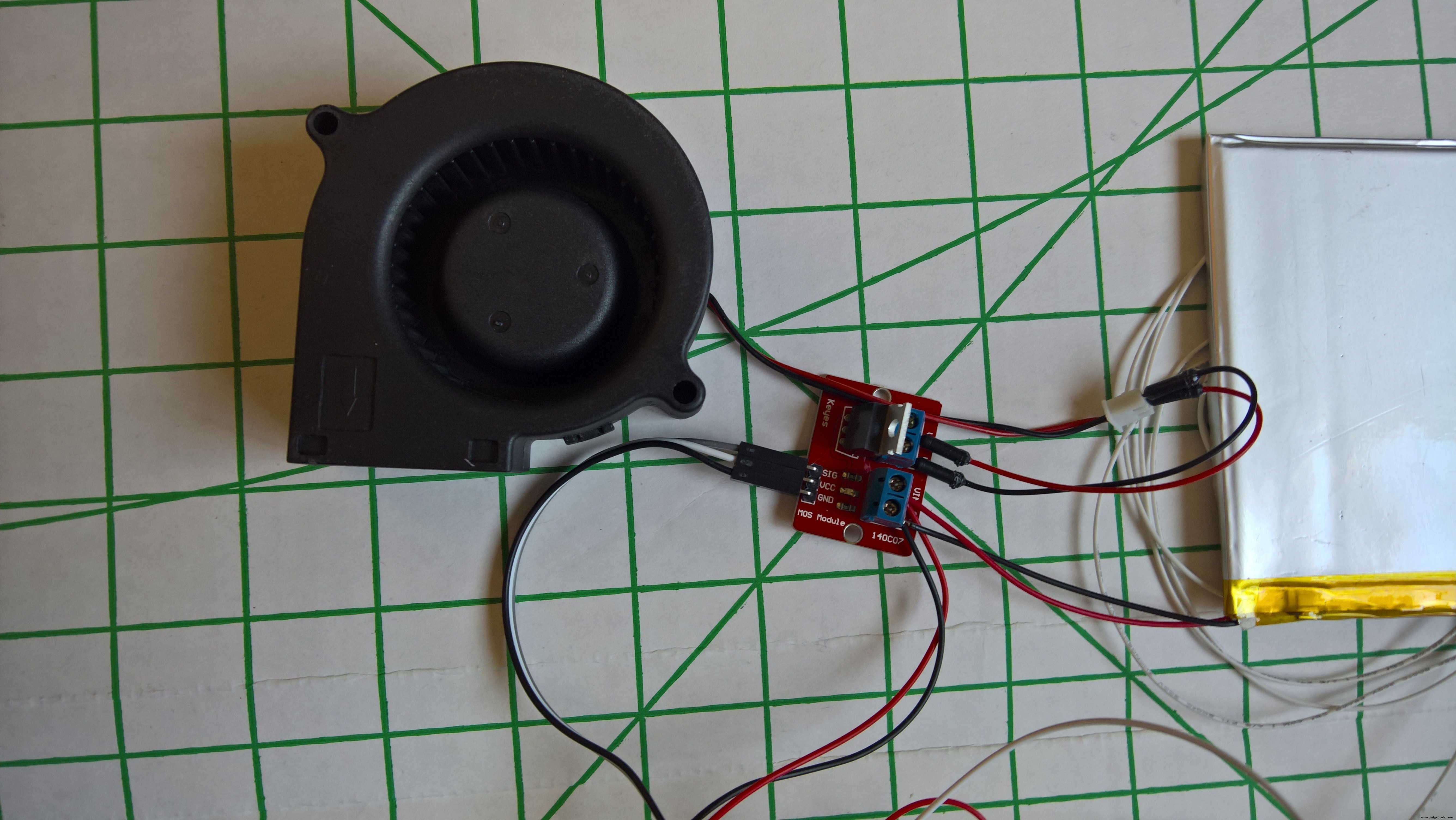 Precision Temperature‑Controlled Charcoal Smoker Kit – Build Your Own BBQ Masterpiece