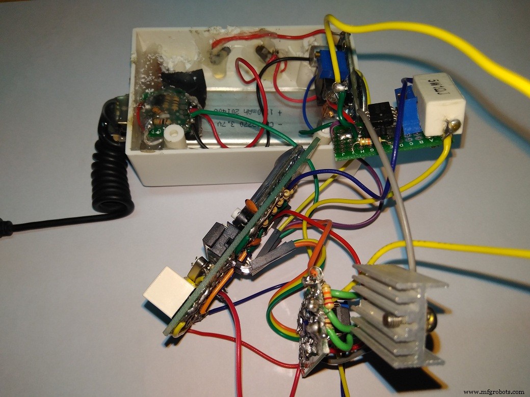 Compact Programmable Pocket Power Supply with OLED Display – Arduino Compatible