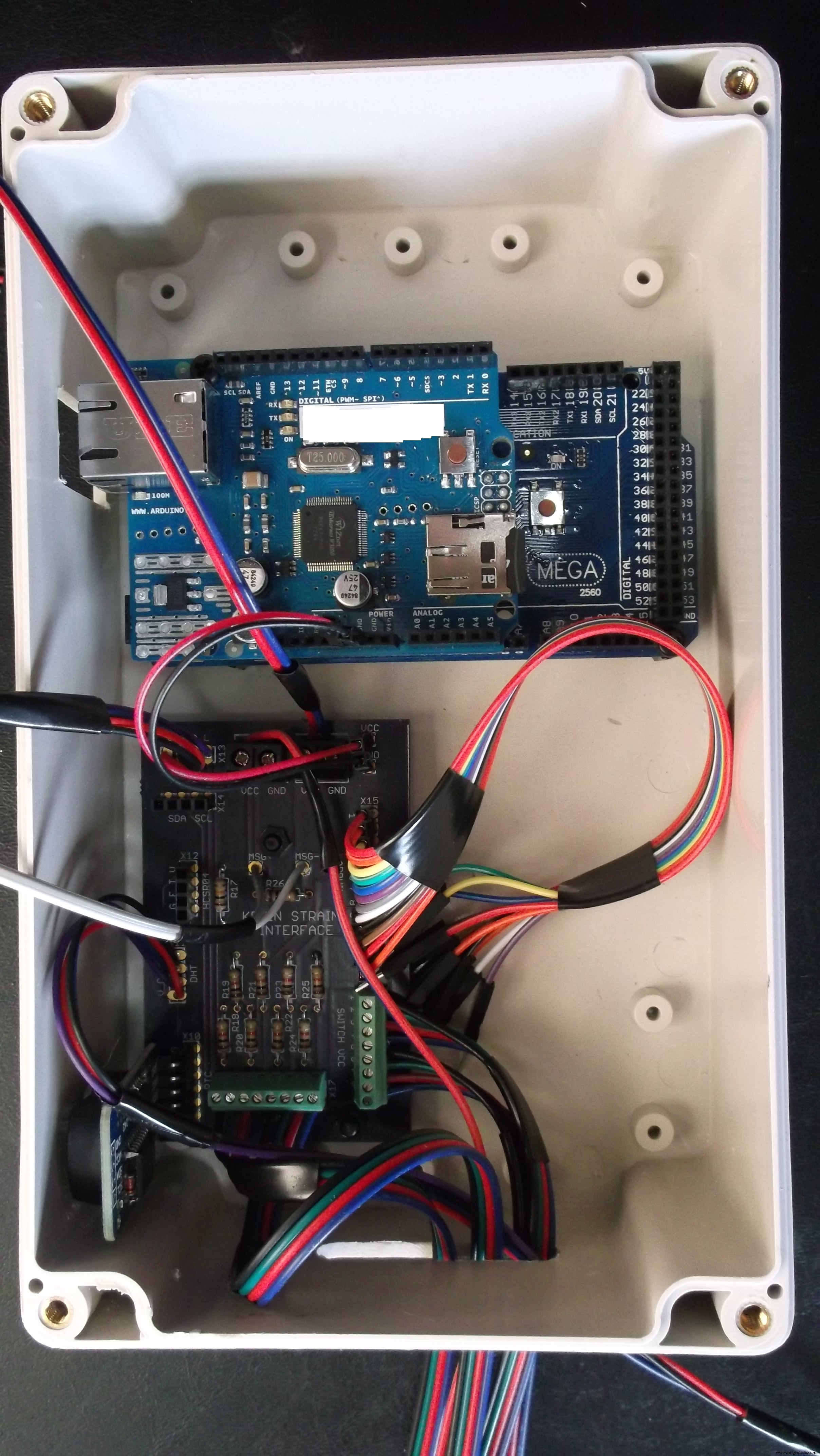 Advanced Home Monitoring System with Arduino Mega and IoT Sensors