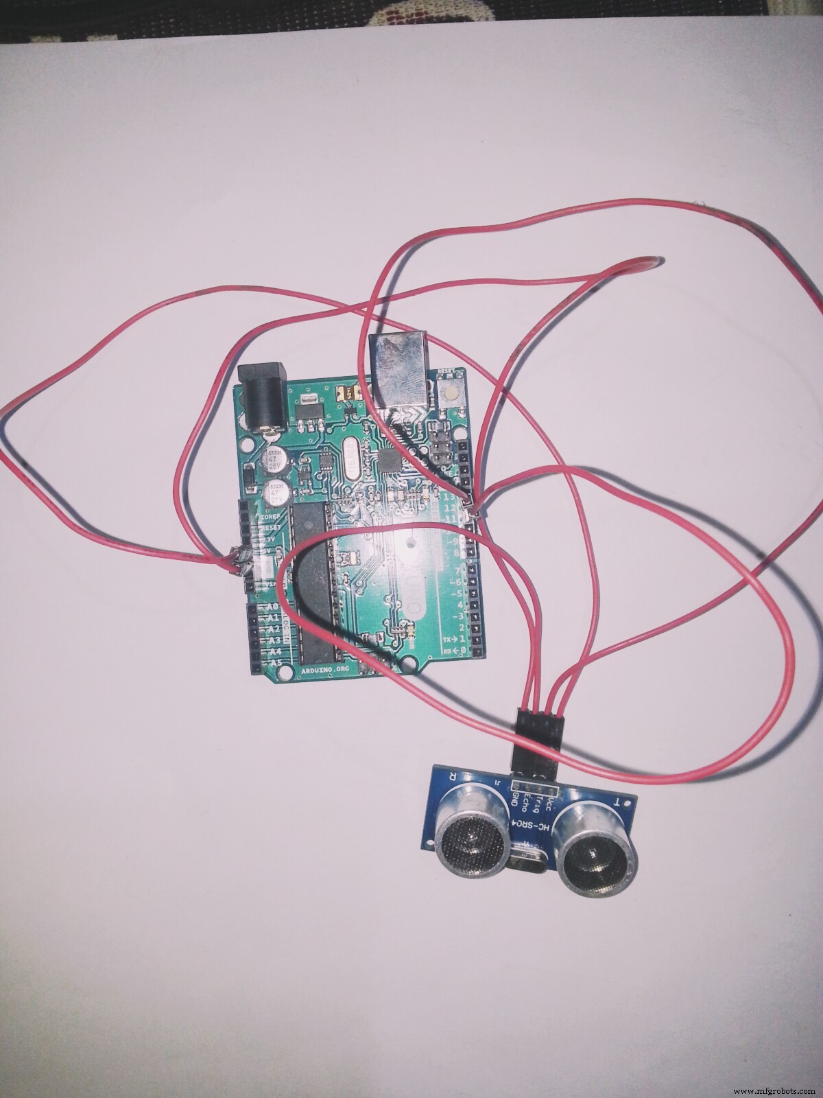 Build an Ultrasonic Range Detector Using Arduino UNO and SR04 Sensor