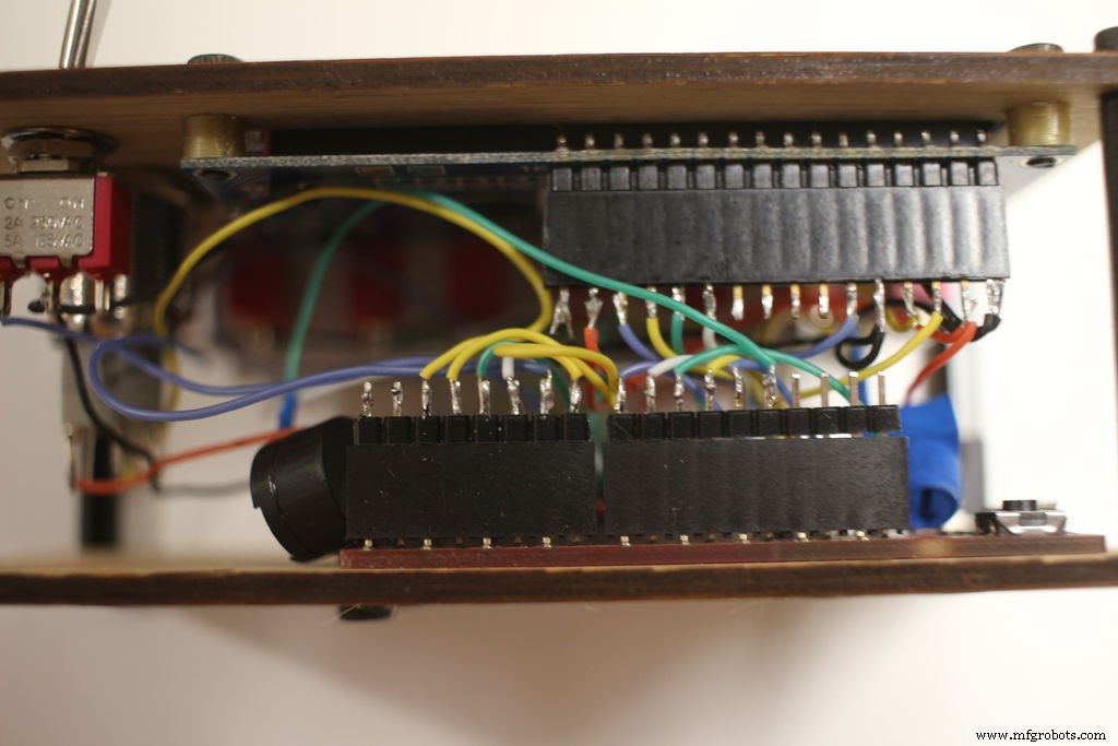 Binary Switch Game – Arduino UNO Project