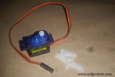 Arduino‑Powered Smart Trash Bin with Auto‑Open Lid