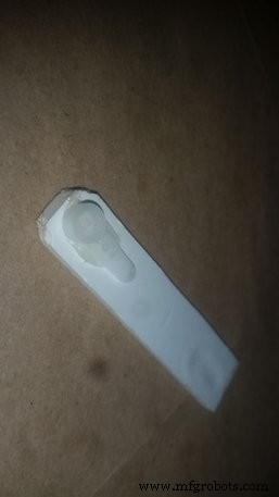 Arduino‑Powered Smart Trash Bin with Auto‑Open Lid