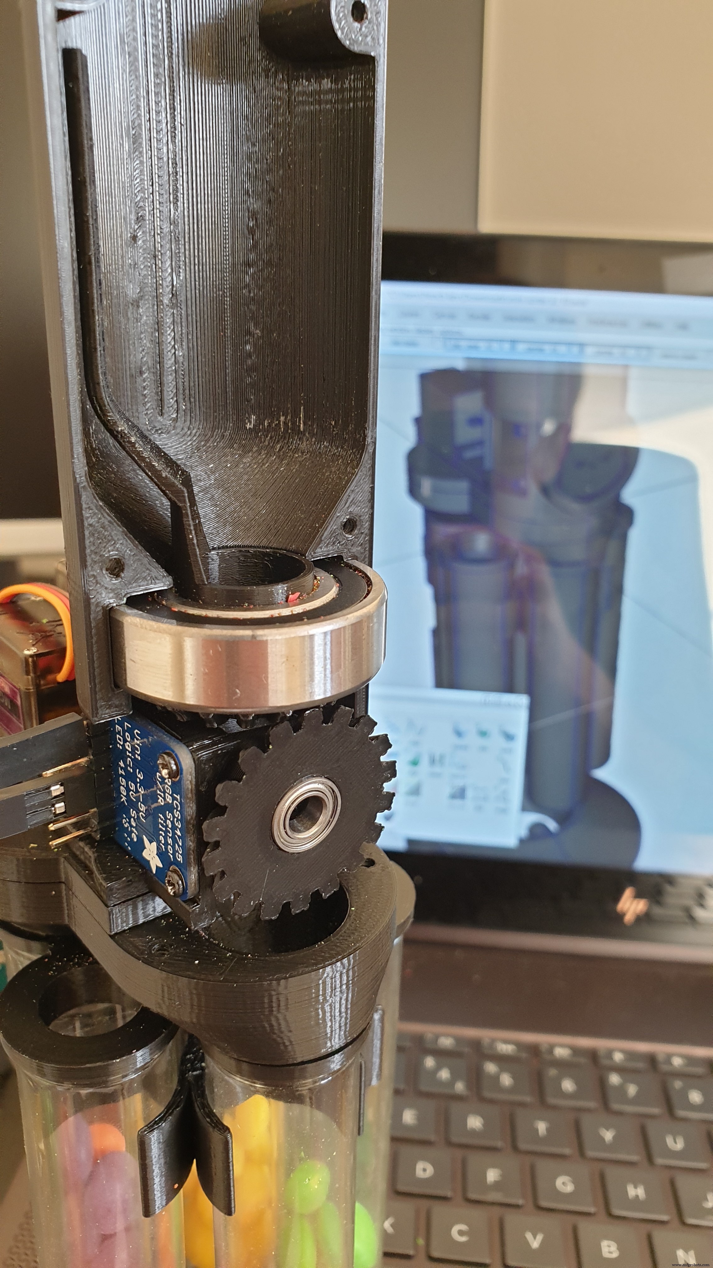 Advanced Color Sorting Machine with Arduino and RGB Sensor