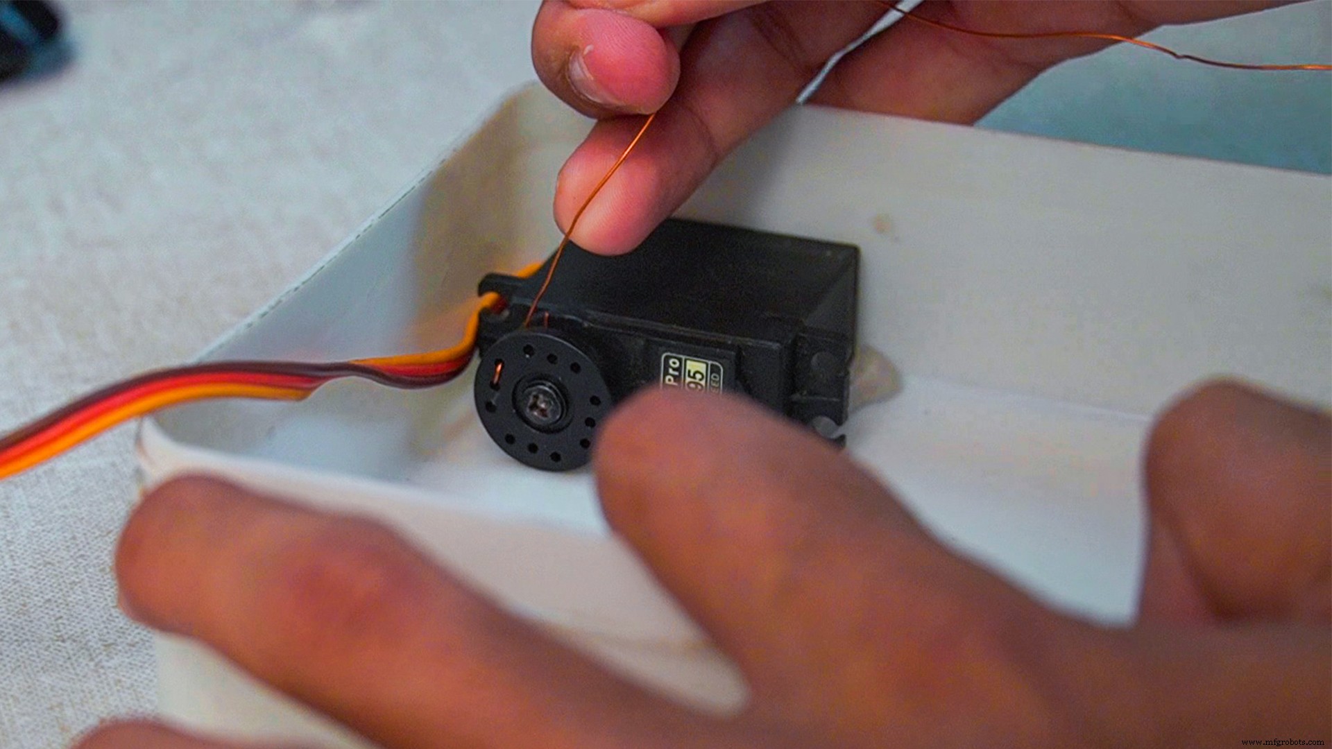 Build a Smart Hand Sanitizer Dispenser with Arduino – DIY Guide