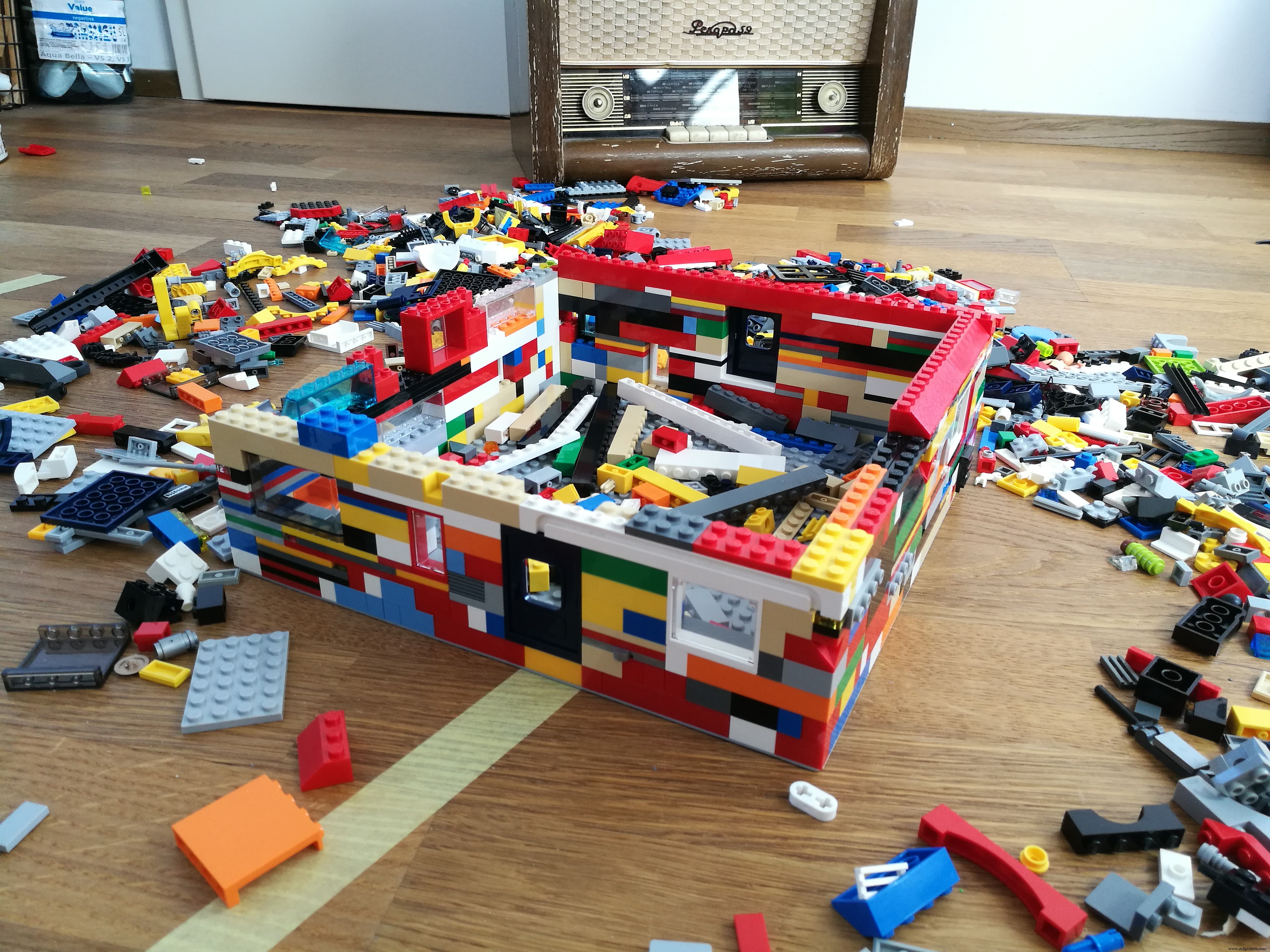 Build an Arduino‑Powered LEGO Arcade Game Box – DIY Kit with Nano, Battery, LCD, and More