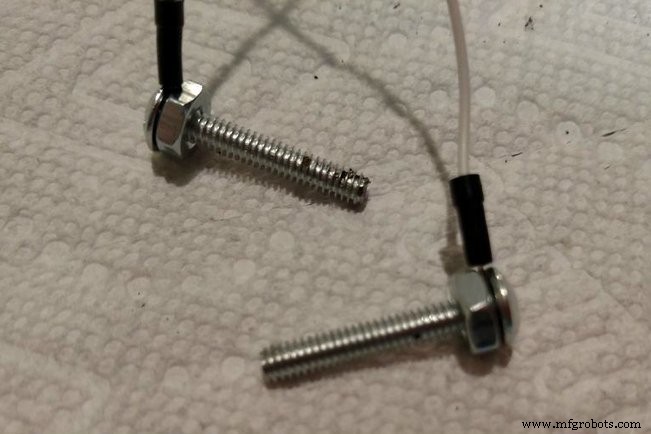 Build a Reliable DIY Plant Moisture Sensor with Arduino UNO