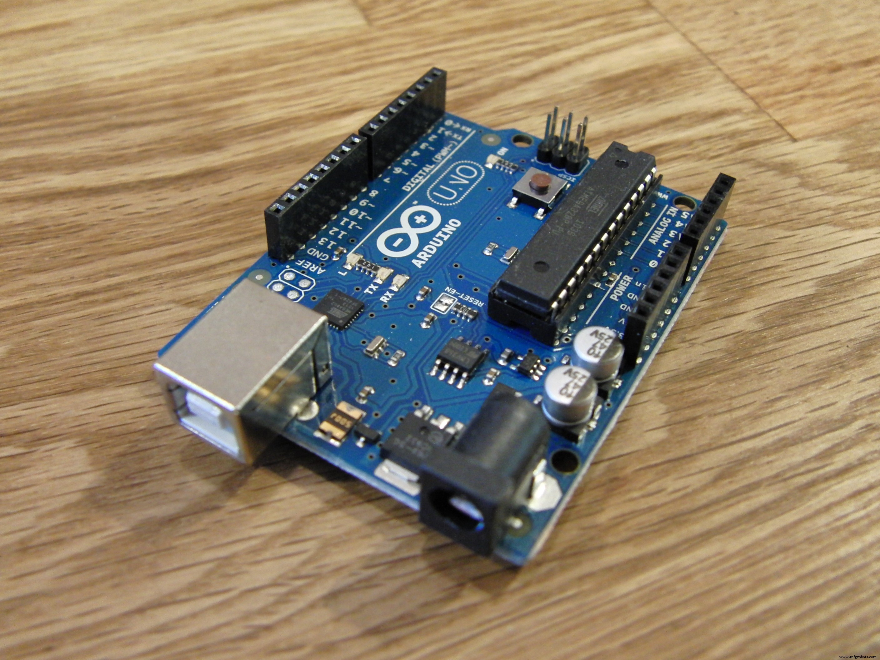 Build a GPS Destination Notifier with Arduino UNO & NEO‑6M Module
