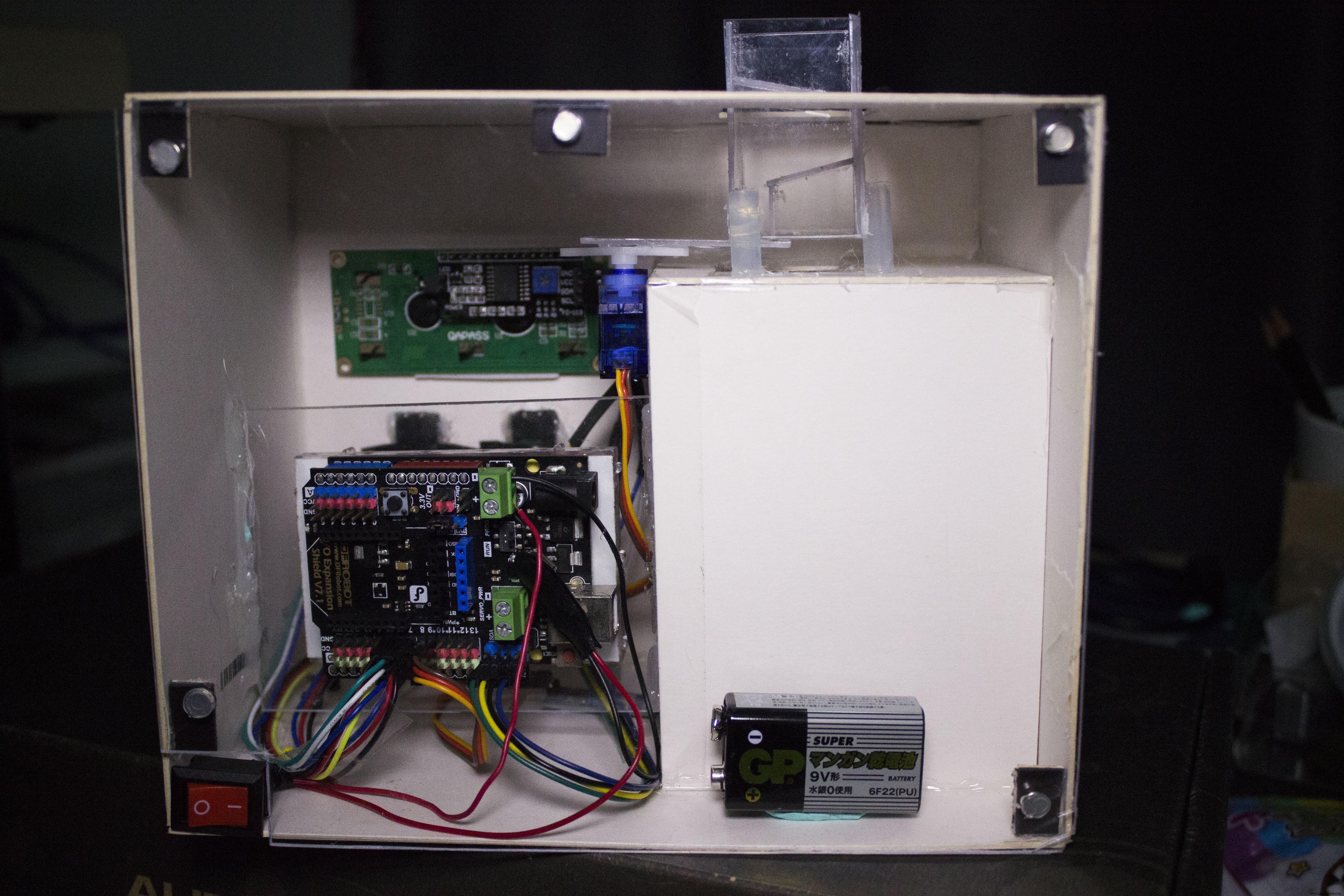 DIY Candy Dispenser with Arduino: Build a Smart Snack Machine
