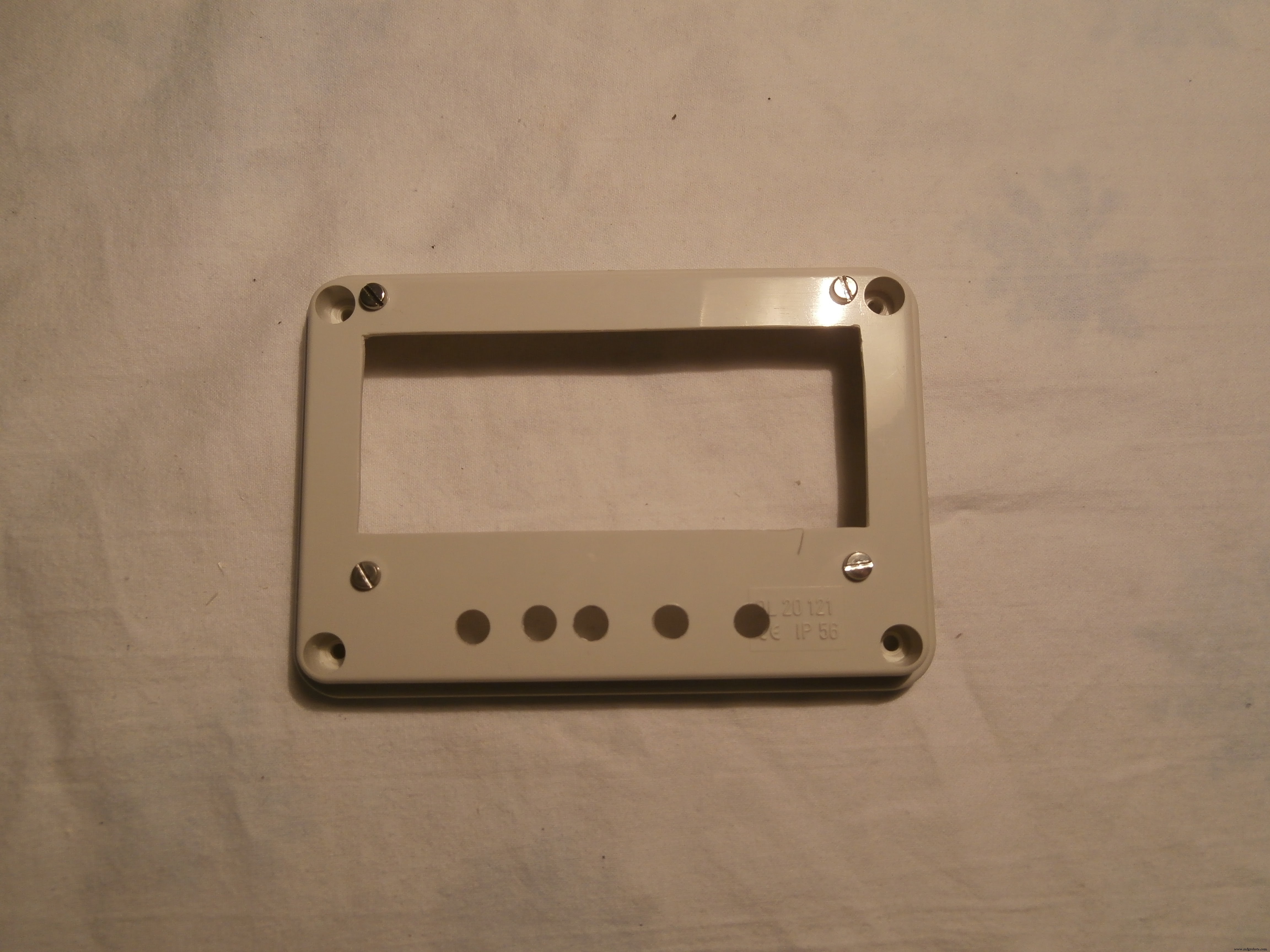 ArduRadio Alarm Clock: DIY Arduino-Based FM Radio & Alarm System