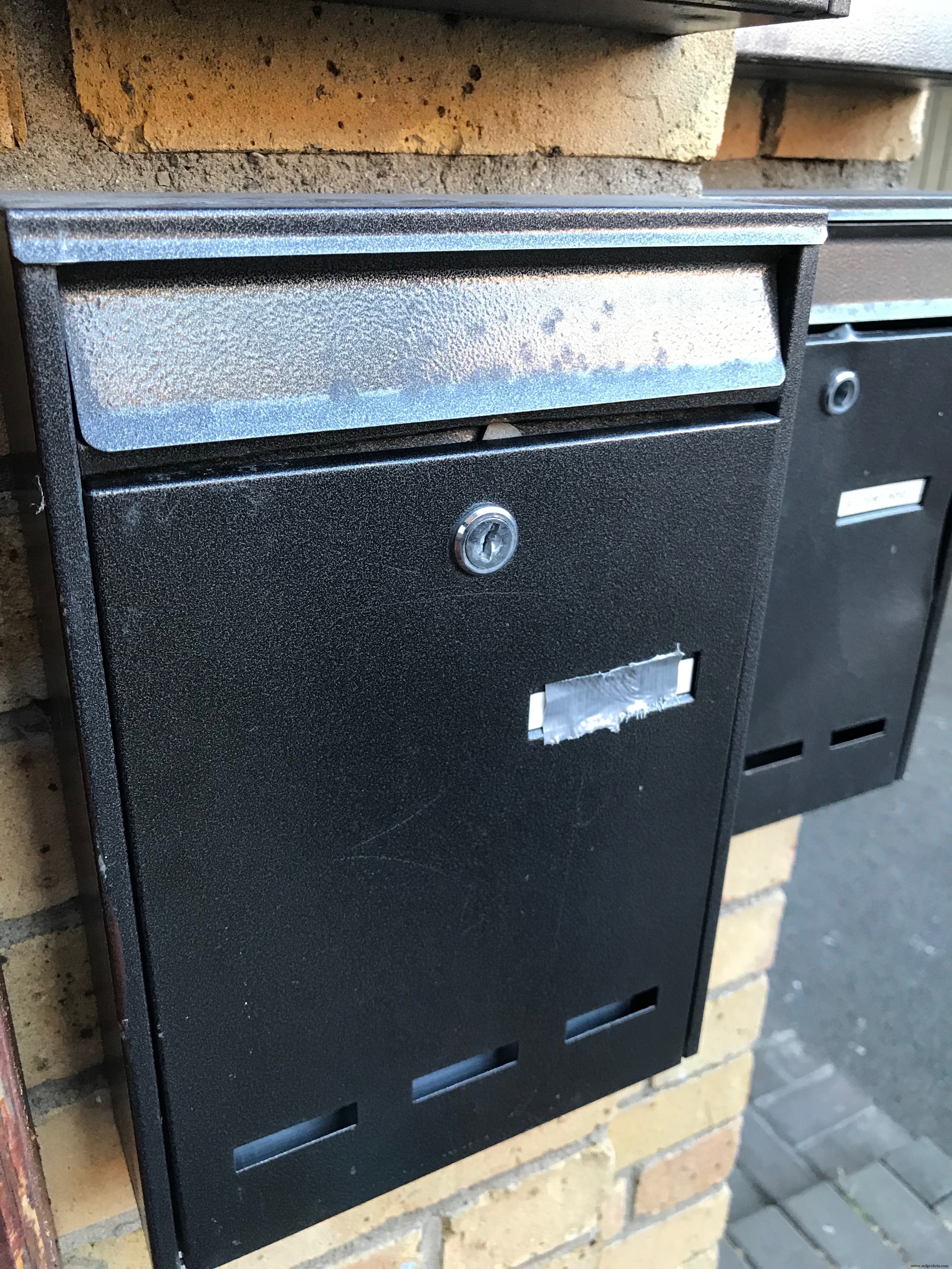 SmartPostBox: IoT-Enabled Intelligent Mailbox System
