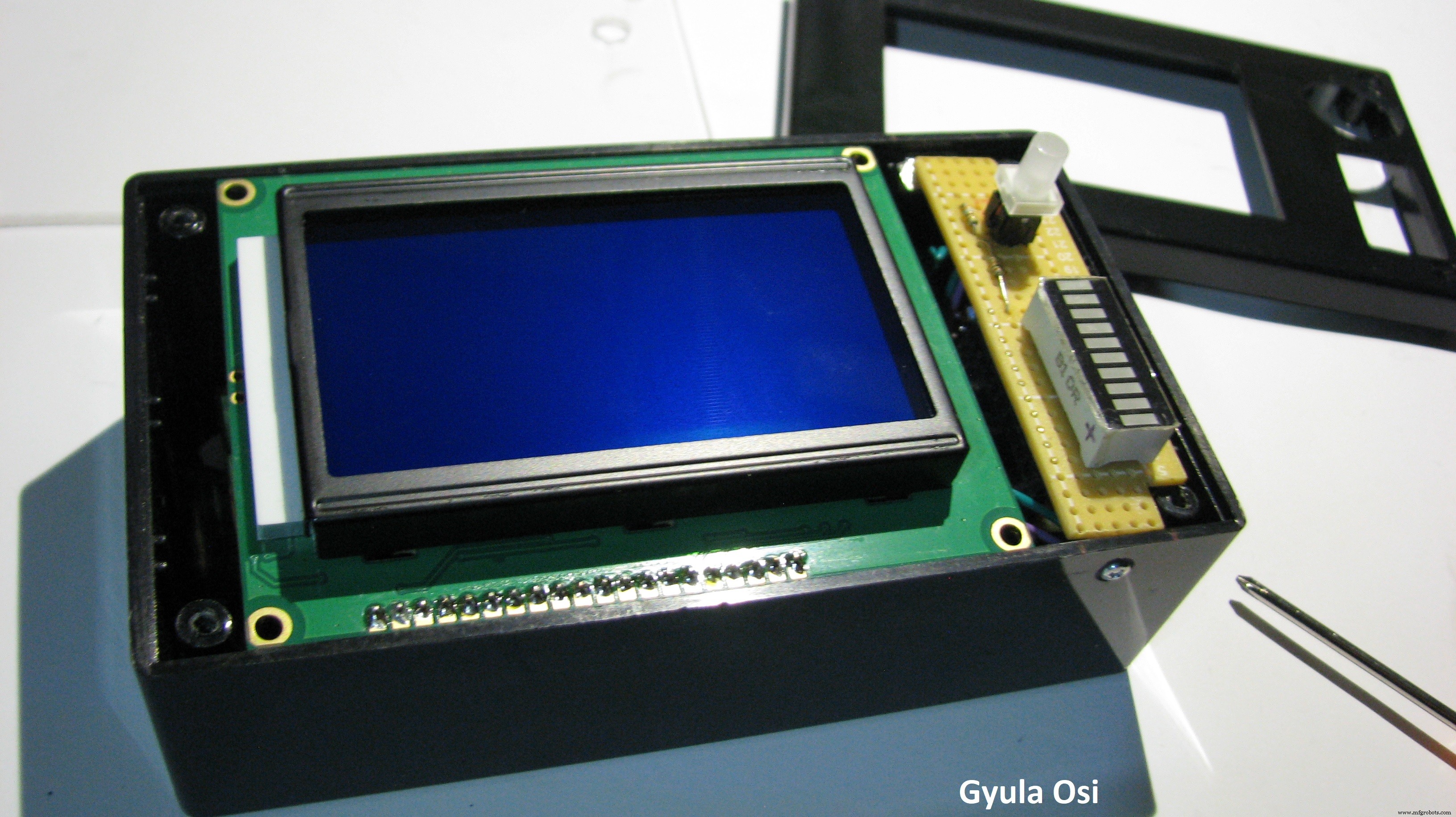 Arduino‑Powered Smart Coffee Maker with Bluetooth Control and Temperature Monitoring