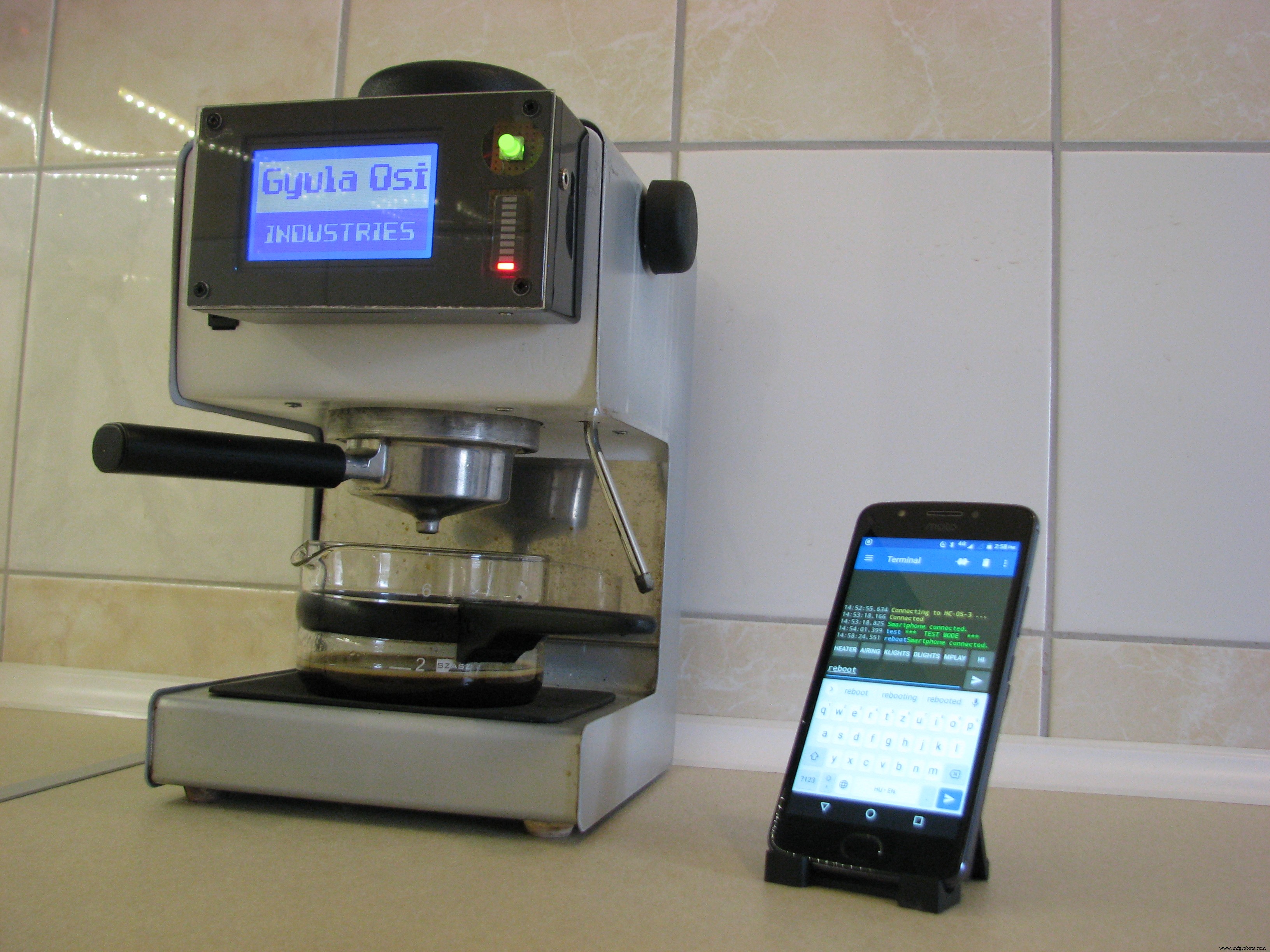 Arduino‑Powered Smart Coffee Maker with Bluetooth Control and Temperature Monitoring