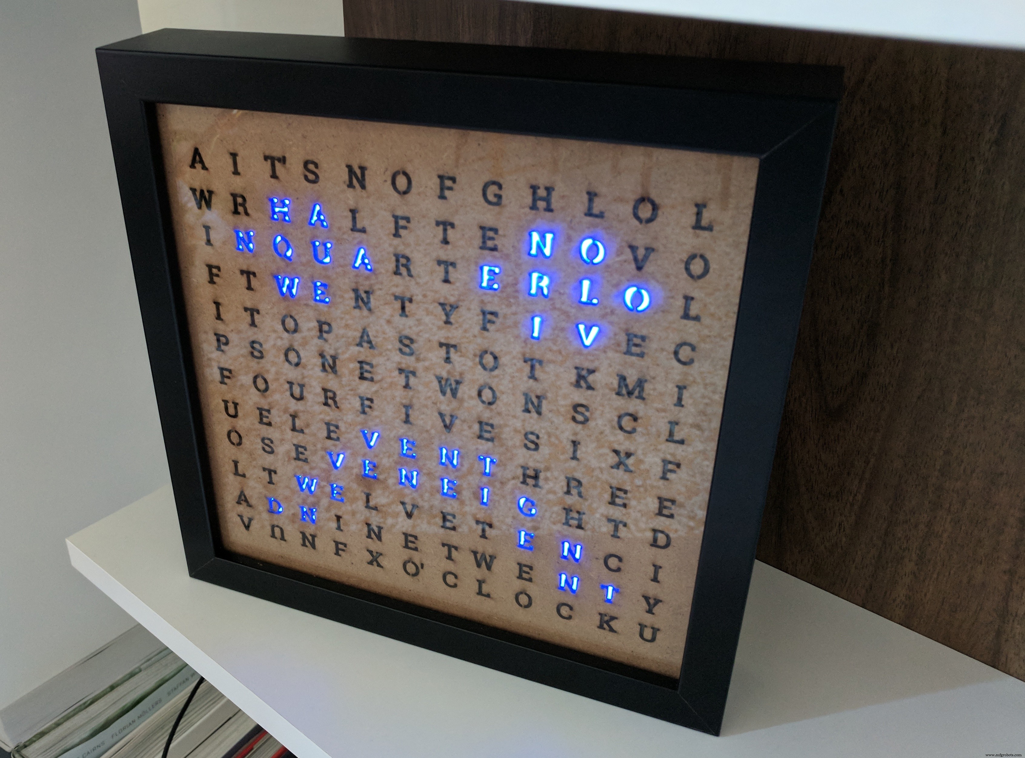 Android Things Word Clock – Speak Your Language in Real Time