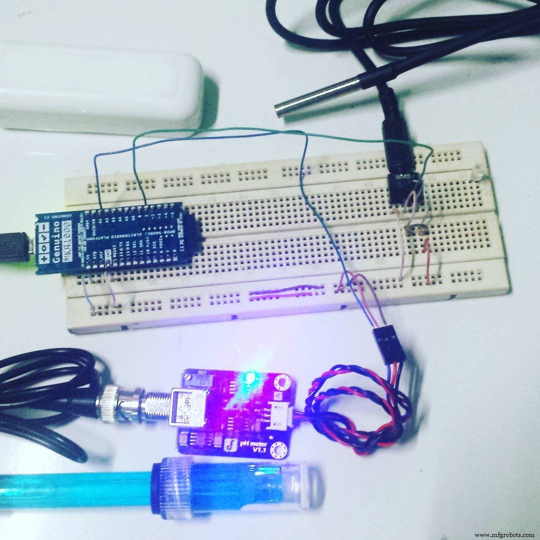 Real‑Time Swimming Pool Monitoring with Arduino MKR1000 & Samsung ARTIK Cloud