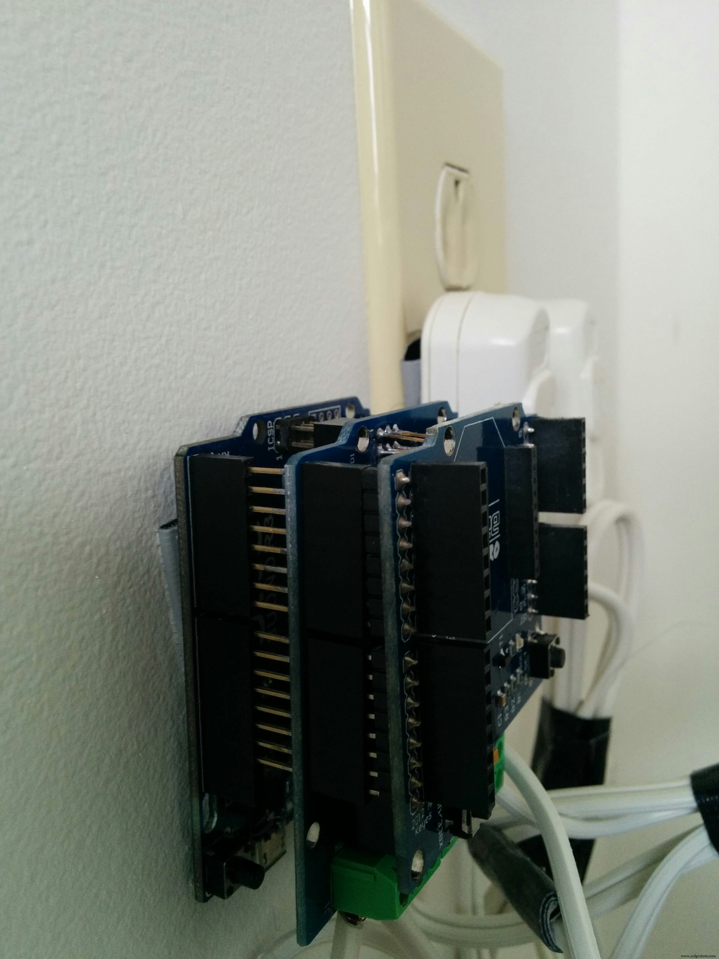 Automate Home Power Outlets with Windows 10 IoT Core, Raspberry Pi, and Arduino