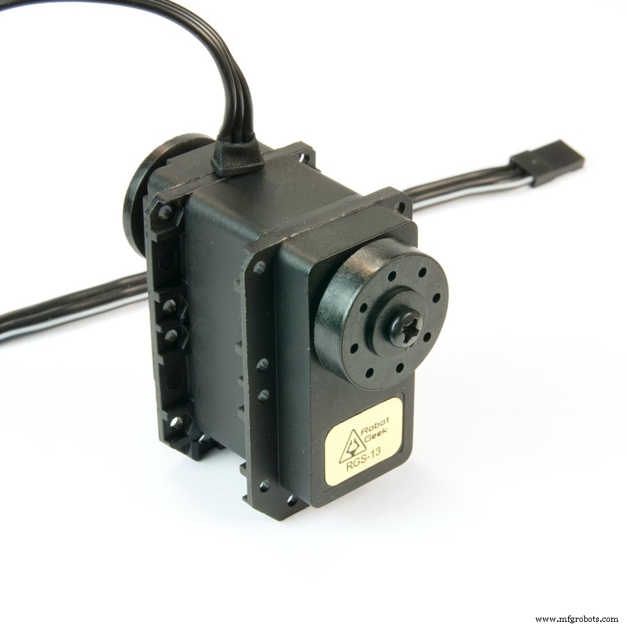 Precision Servo‑Powered Solar Tracking Platform for Optimal Energy Capture