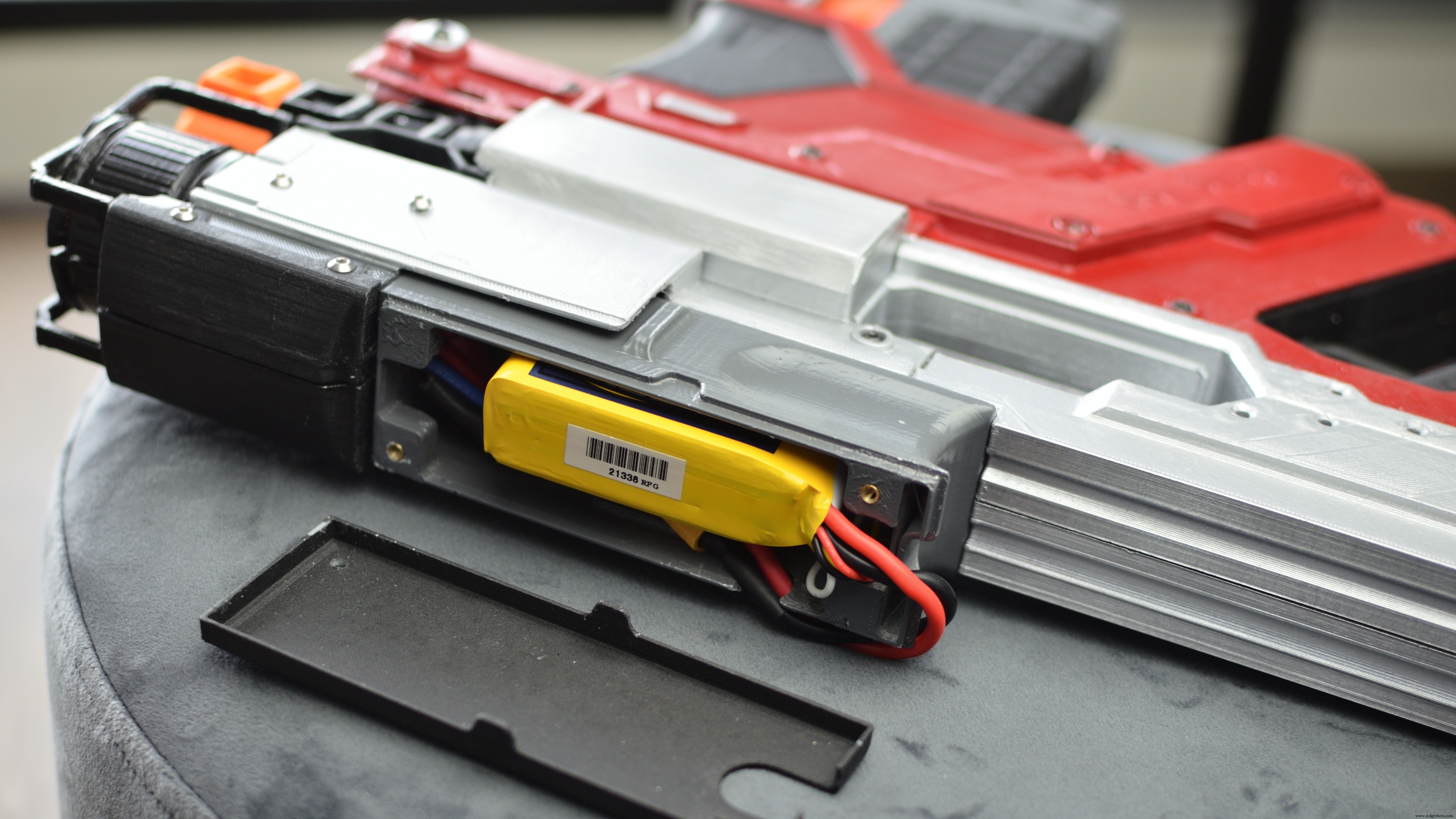 Fully Automated 3D‑Printed Brushless Nerf Blaster Powered by Arduino